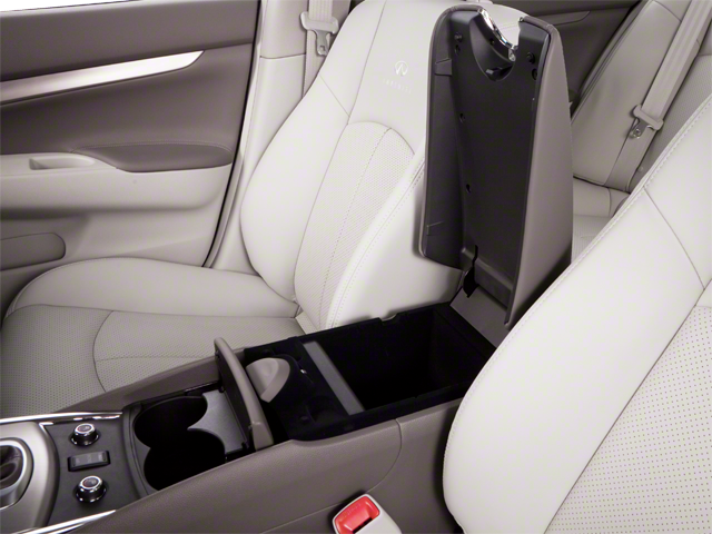 2010 INFINITI G37 Sedan x
