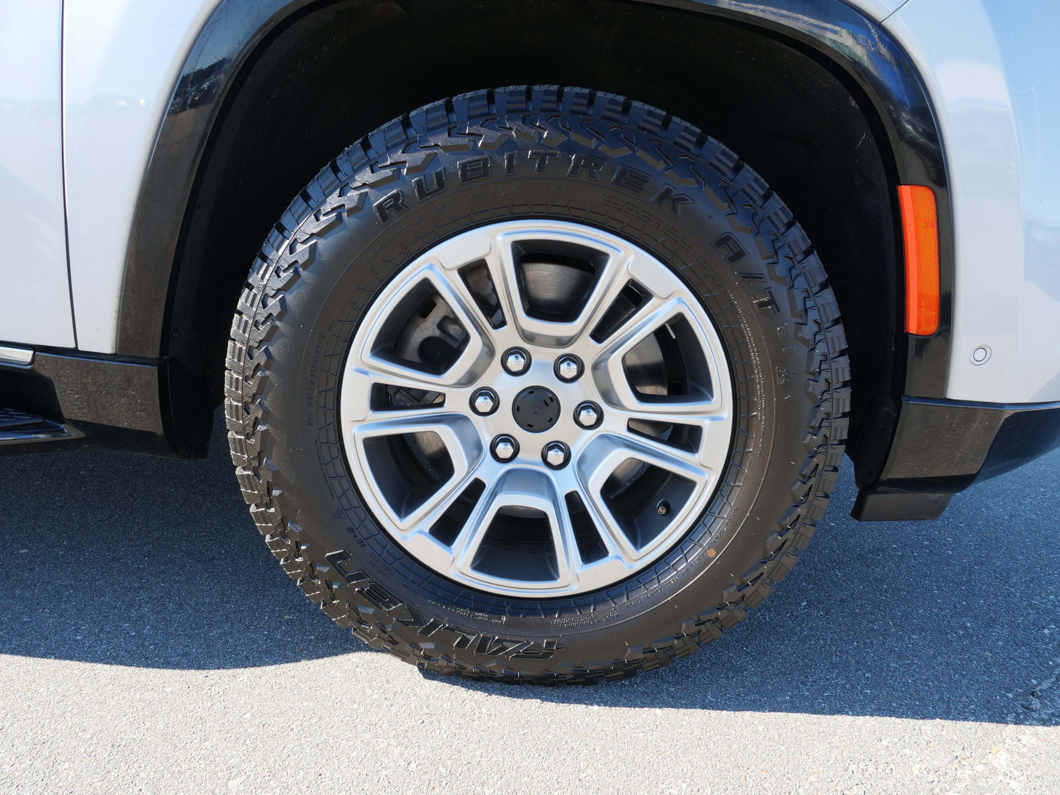 2024 Jeep Wagoneer L Base