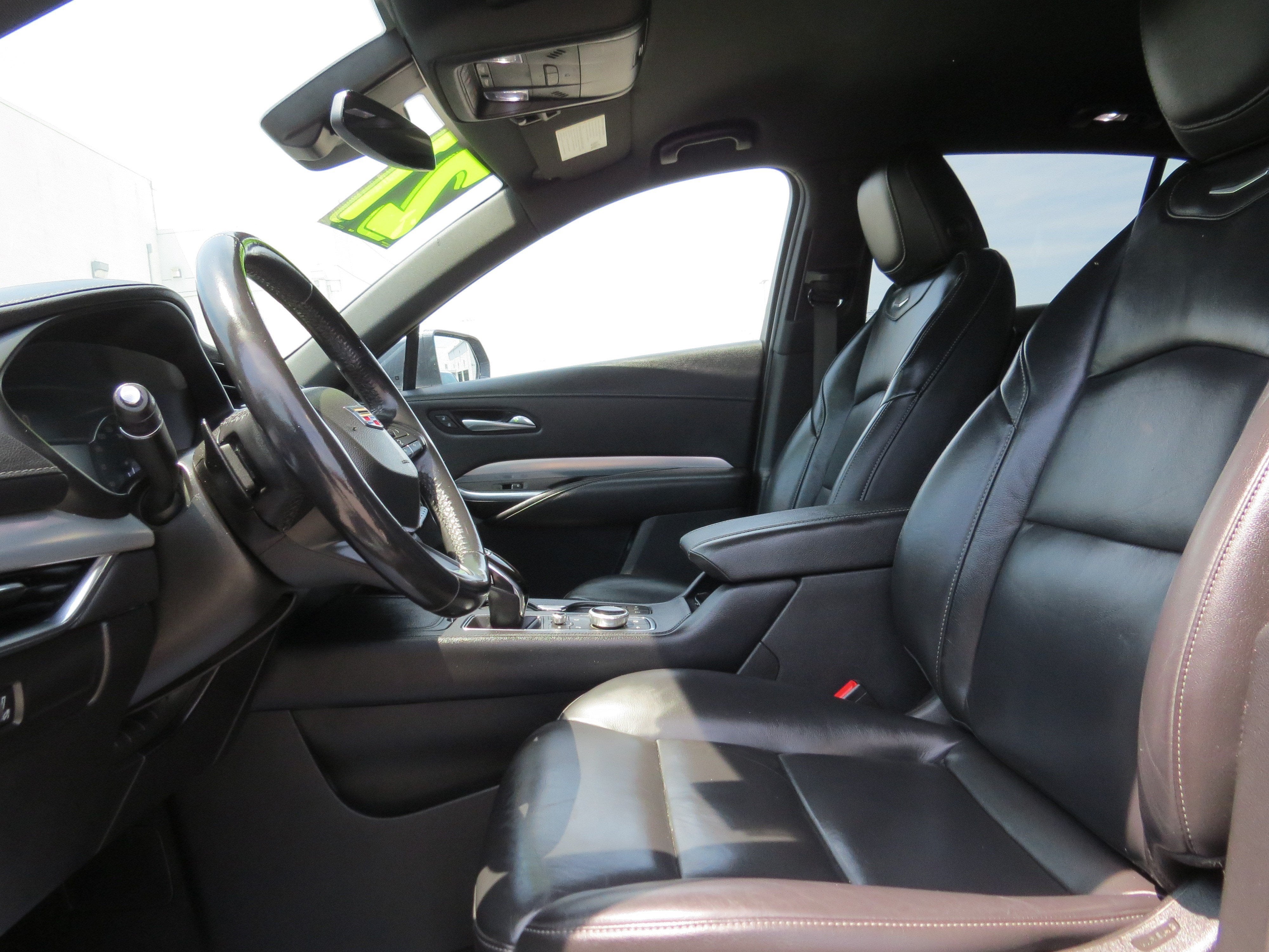 2021 Cadillac XT4 AWD Premium Luxury