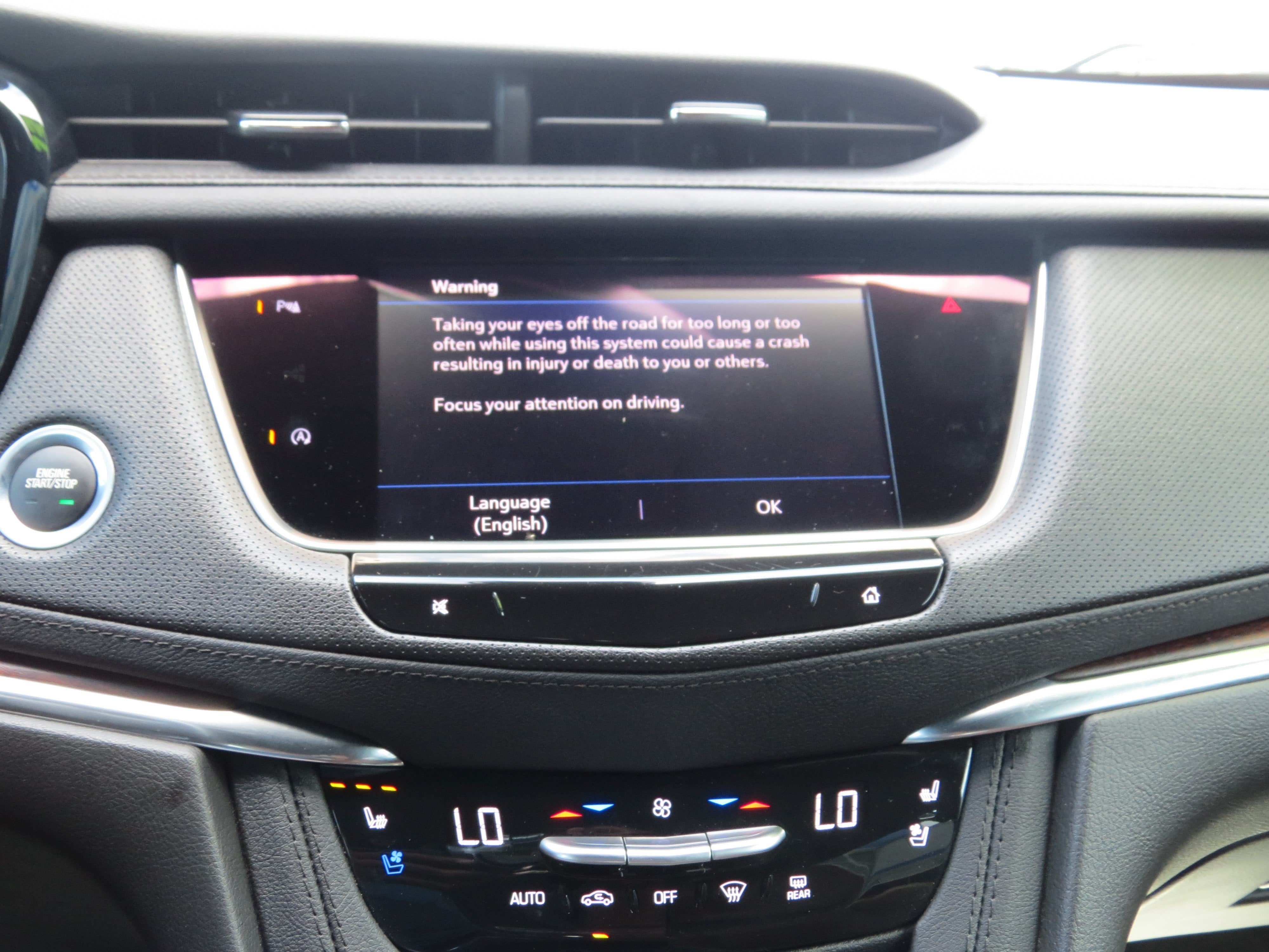 2023 Cadillac XT5 FWD Premium Luxury
