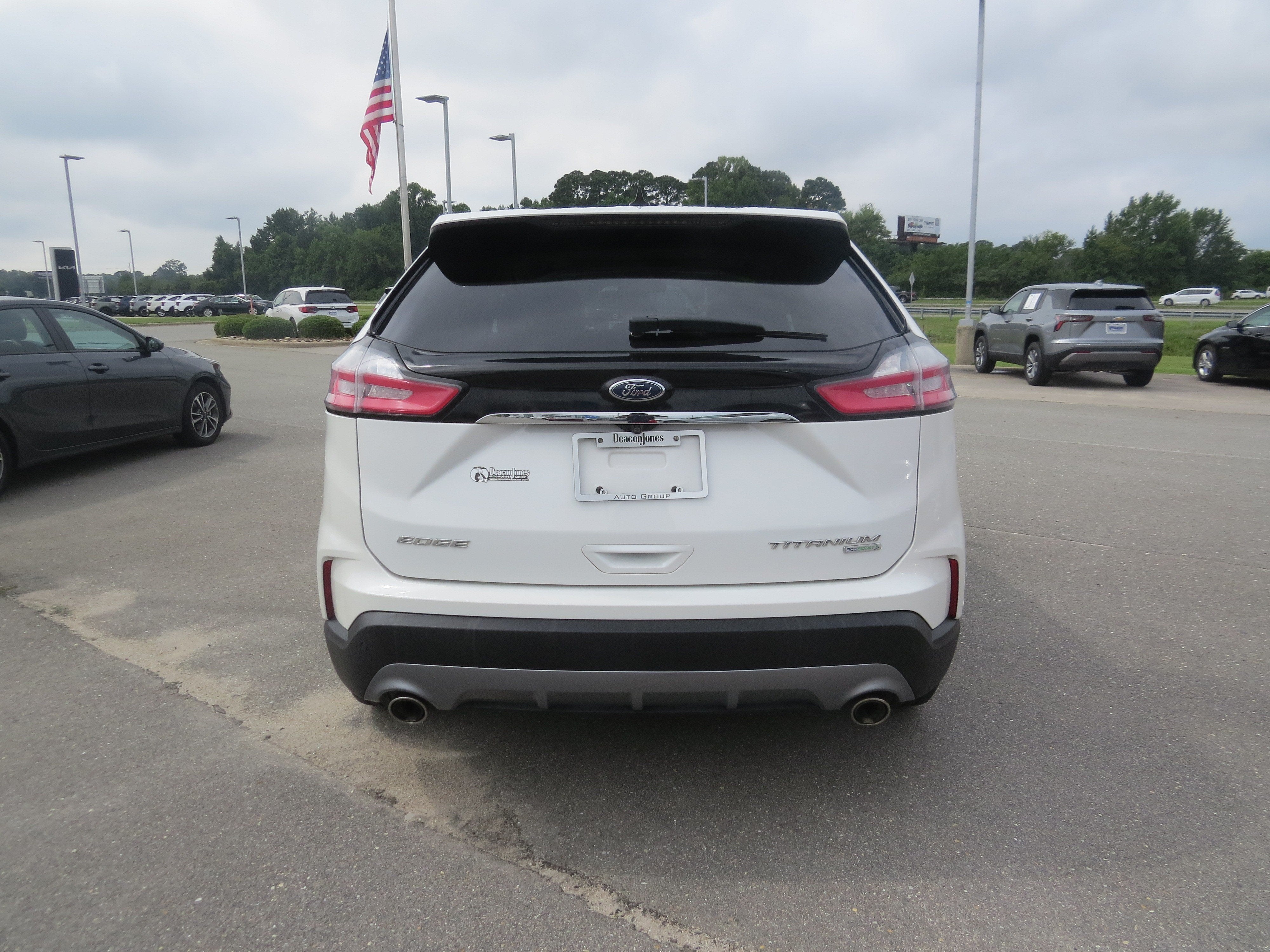 2020 Ford Edge Titanium