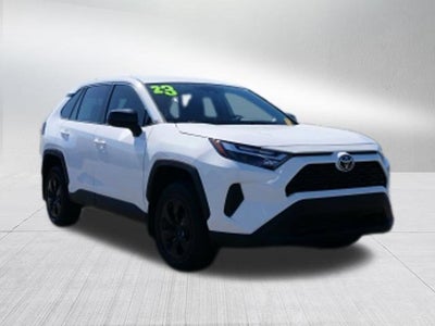 2023 Toyota RAV4 LE