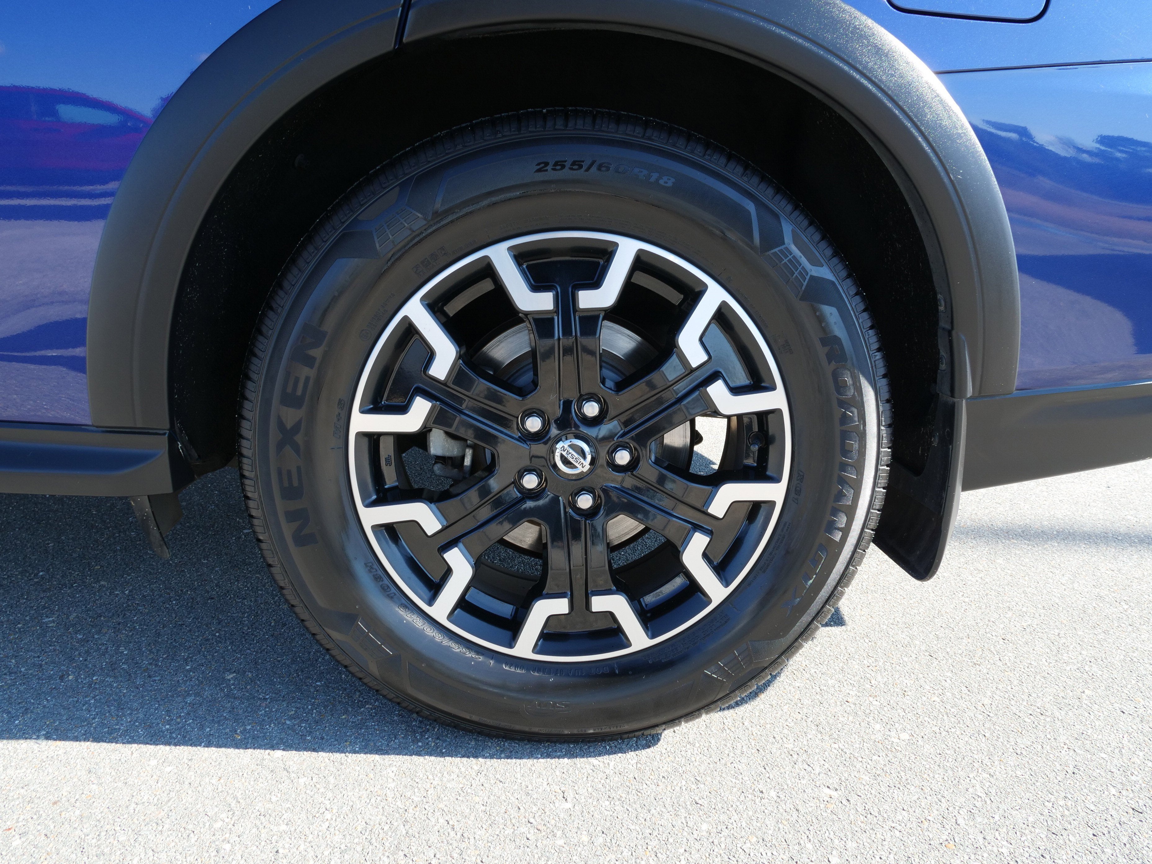 2019 Nissan Pathfinder SL