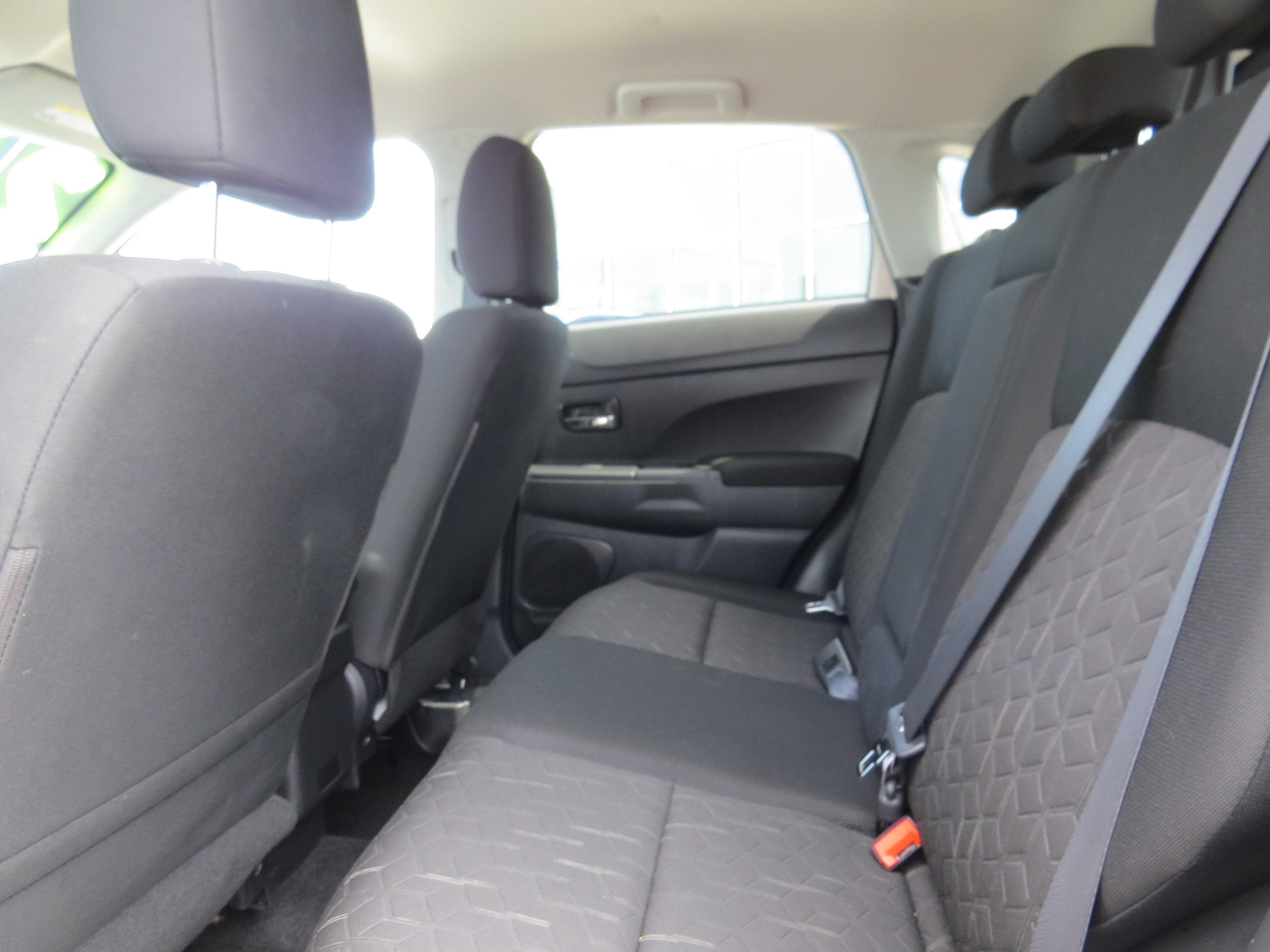 2025 Mitsubishi Outlander Sport ES