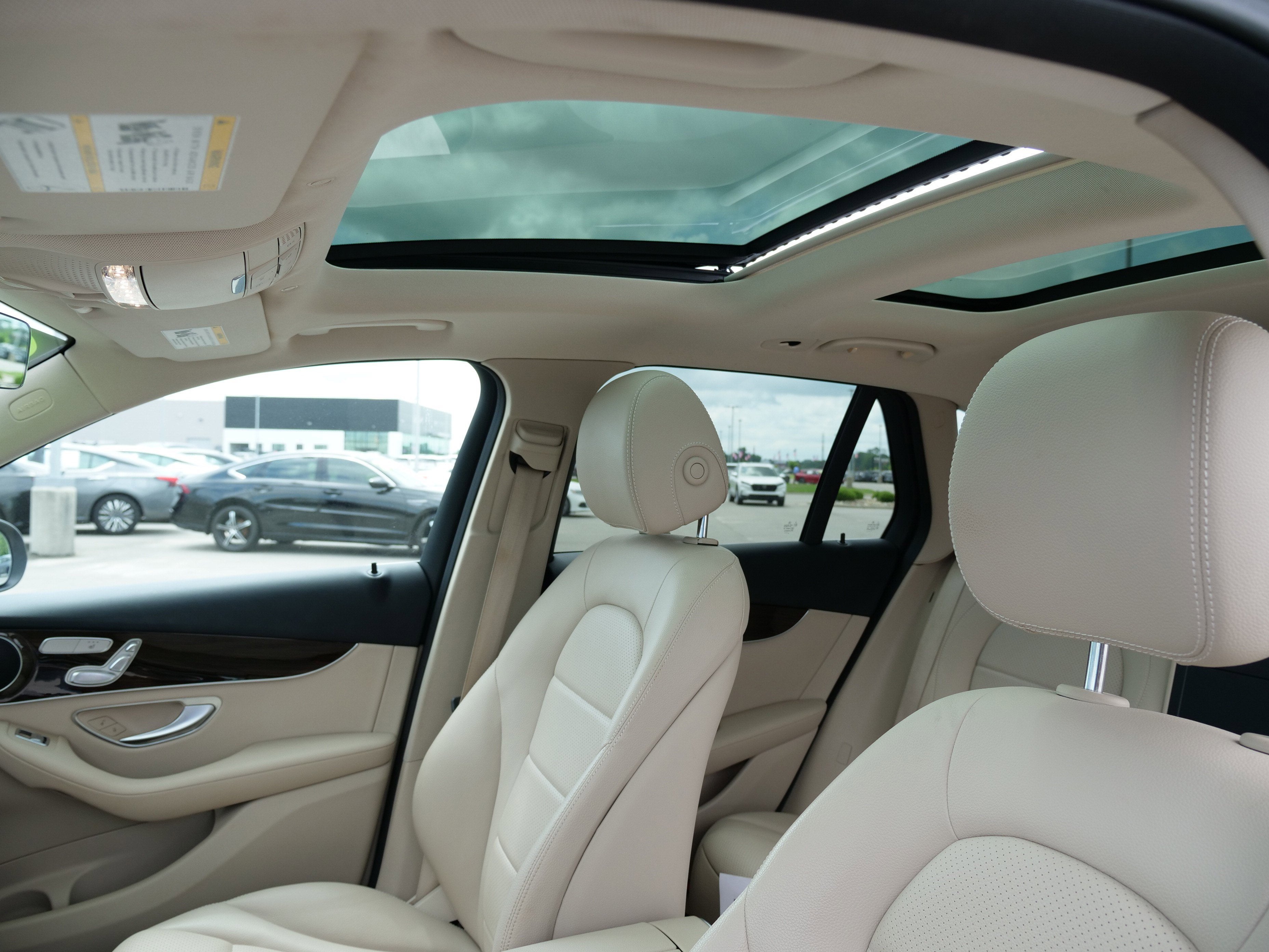 2022 Mercedes-Benz GLC GLC 300