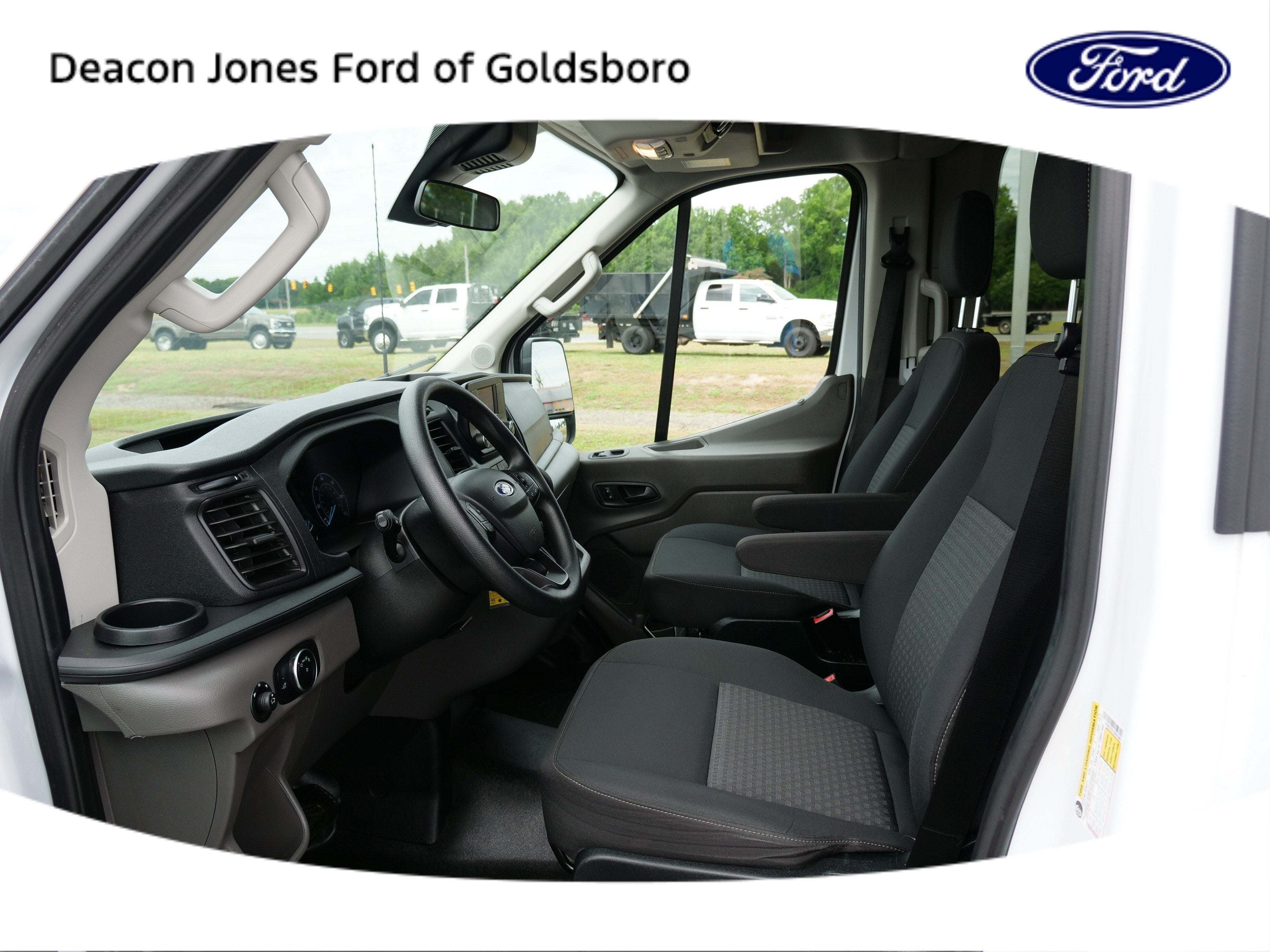 2020 Ford Transit Passenger Wagon XL