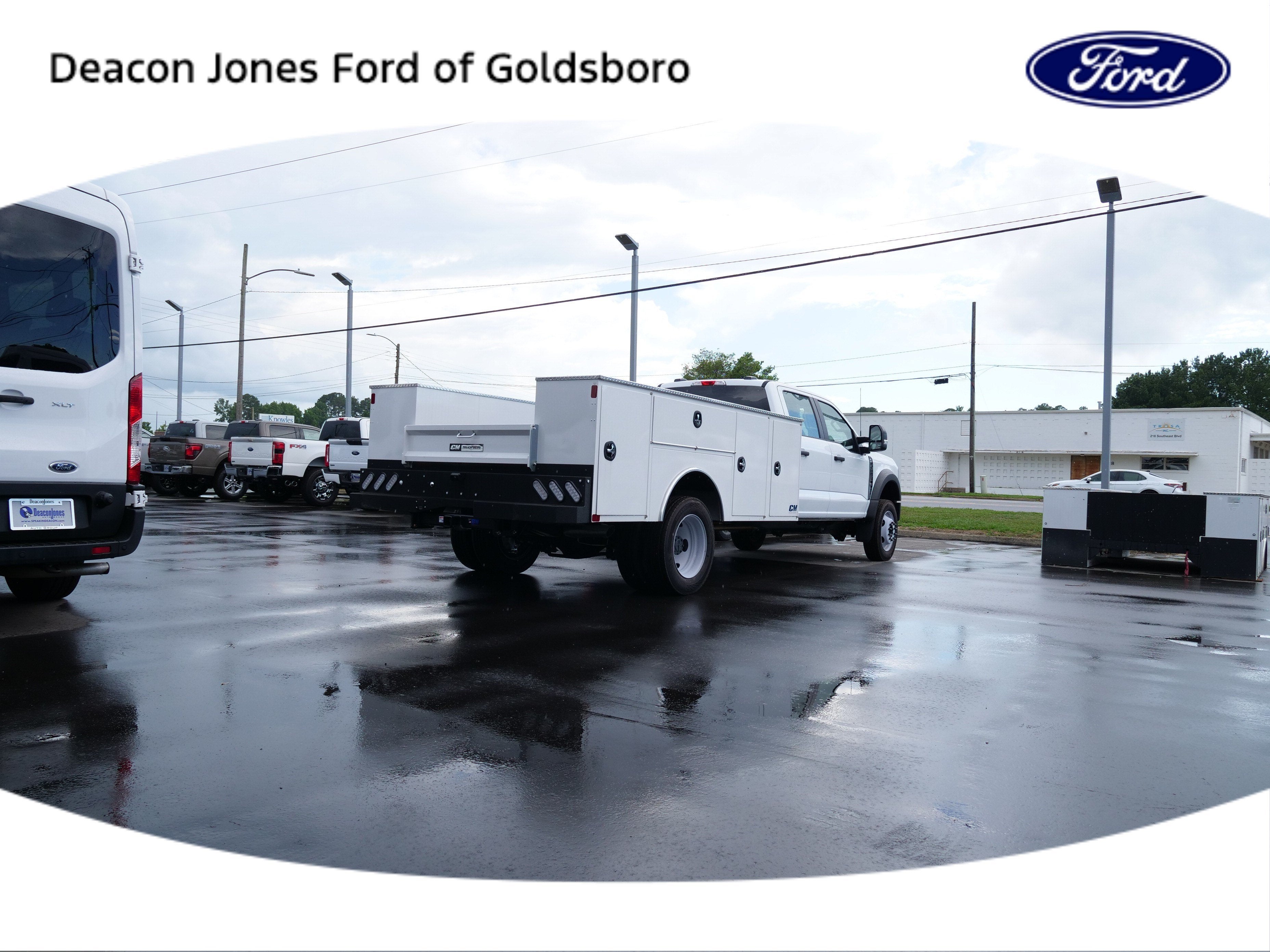 2025 Ford Super Duty F-450 DRW XL