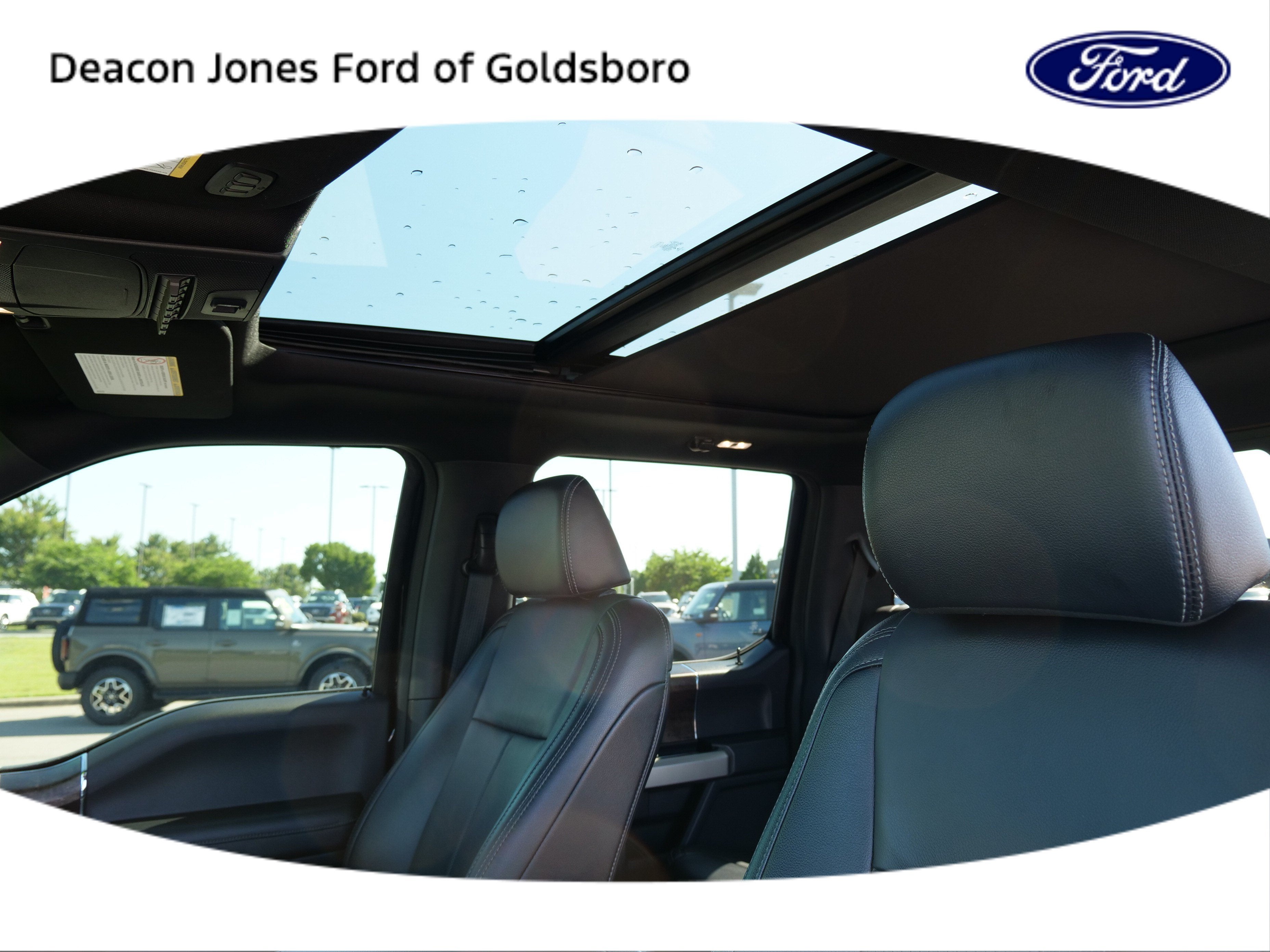 2022 Ford Super Duty F-250 SRW LARIAT