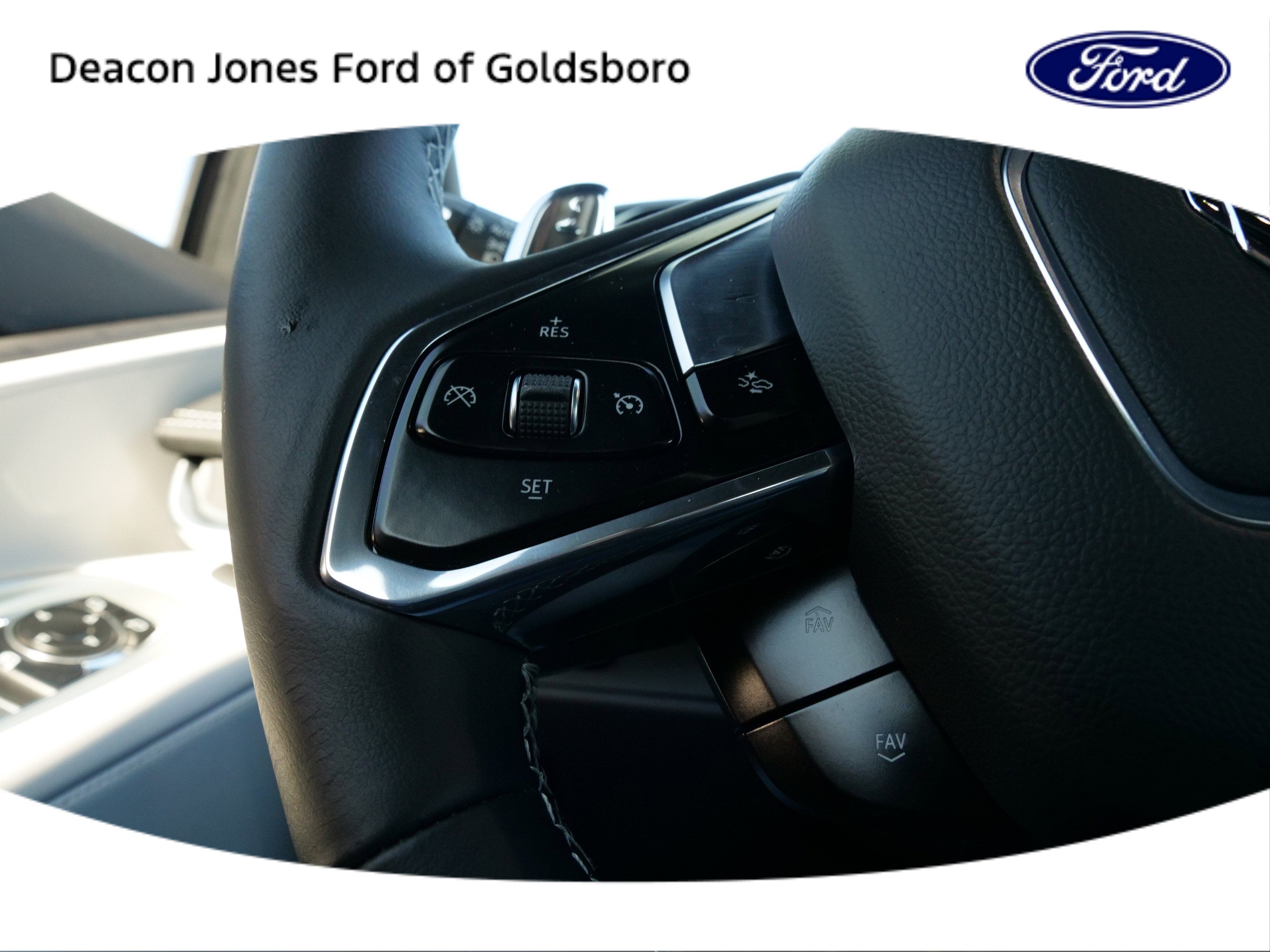 2024 Chevrolet Corvette 2LT