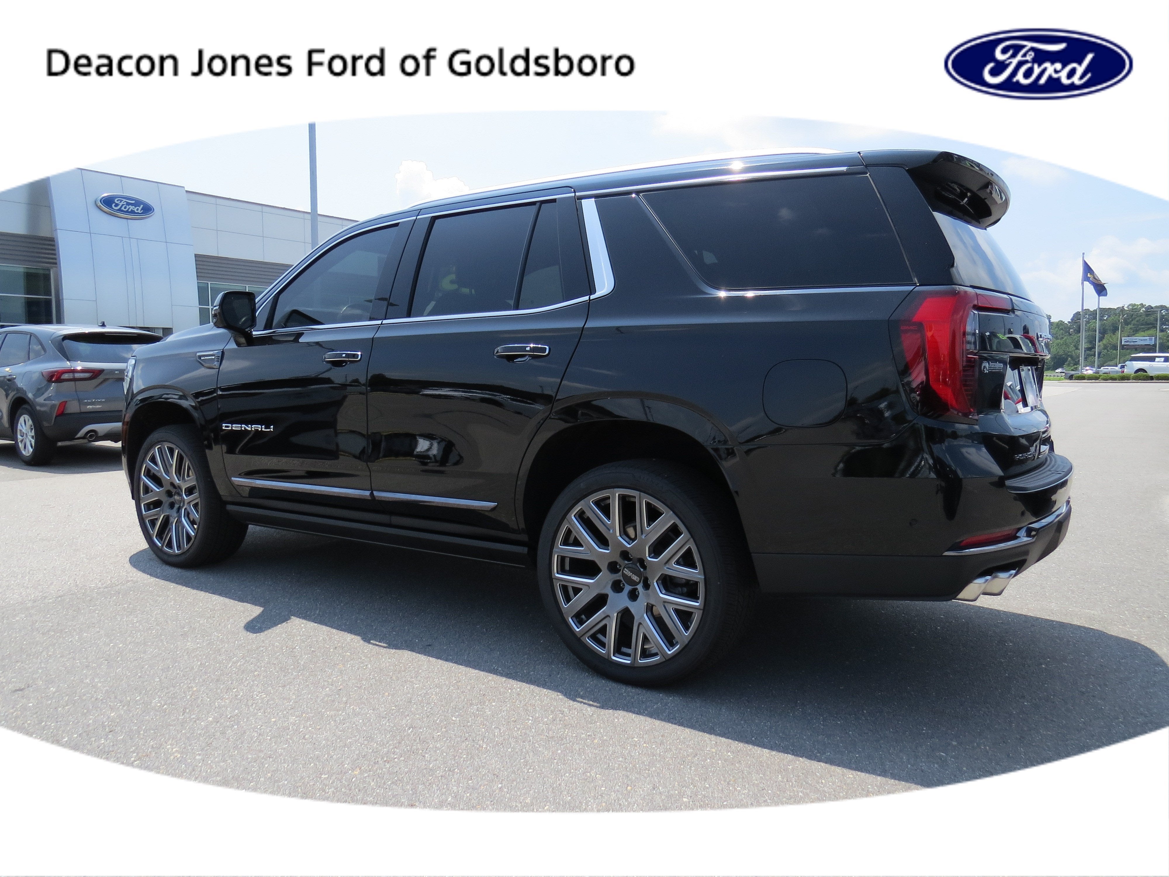 2025 GMC Yukon Denali Ultimate