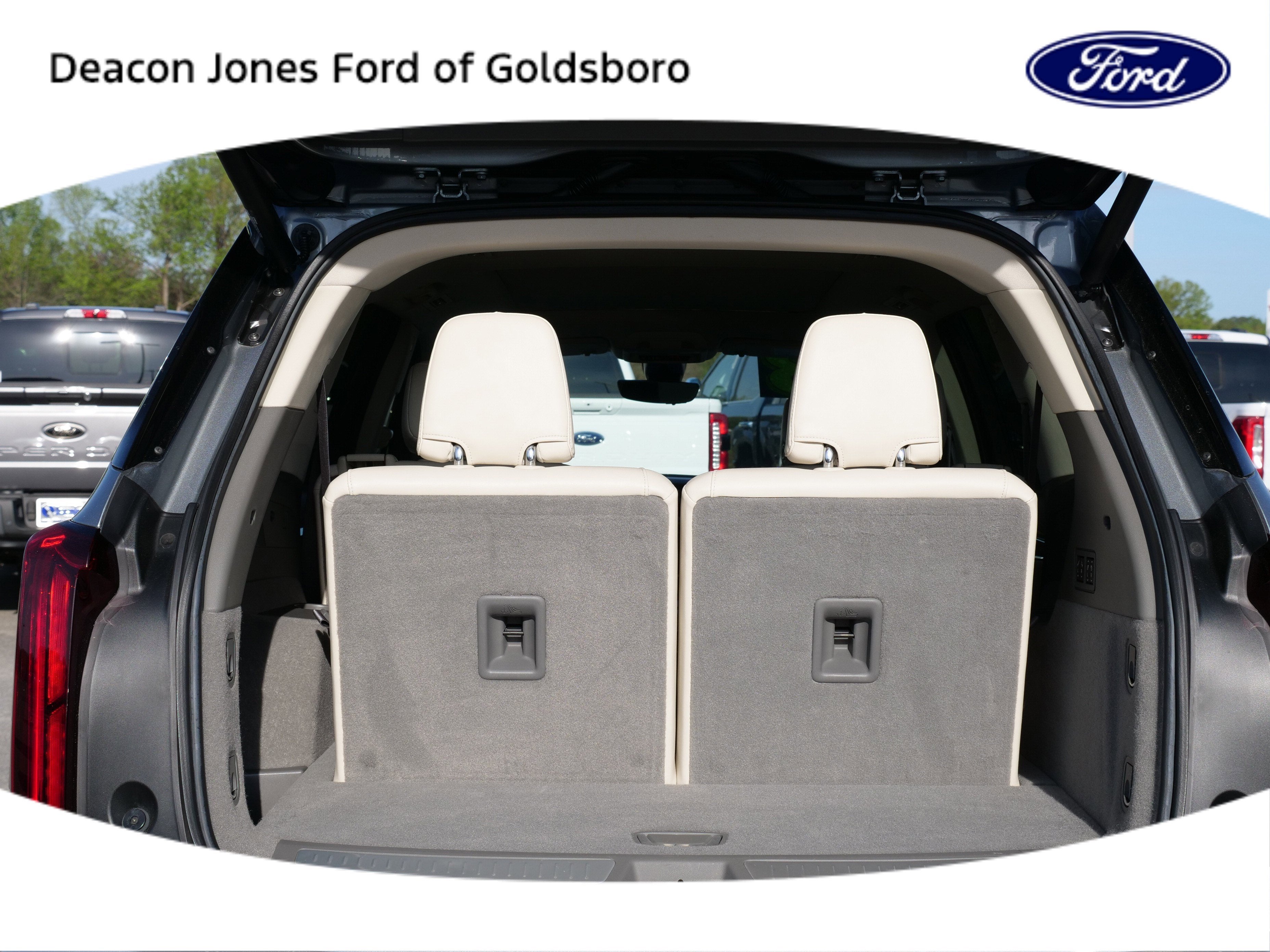 2023 Cadillac XT6 FWD Premium Luxury