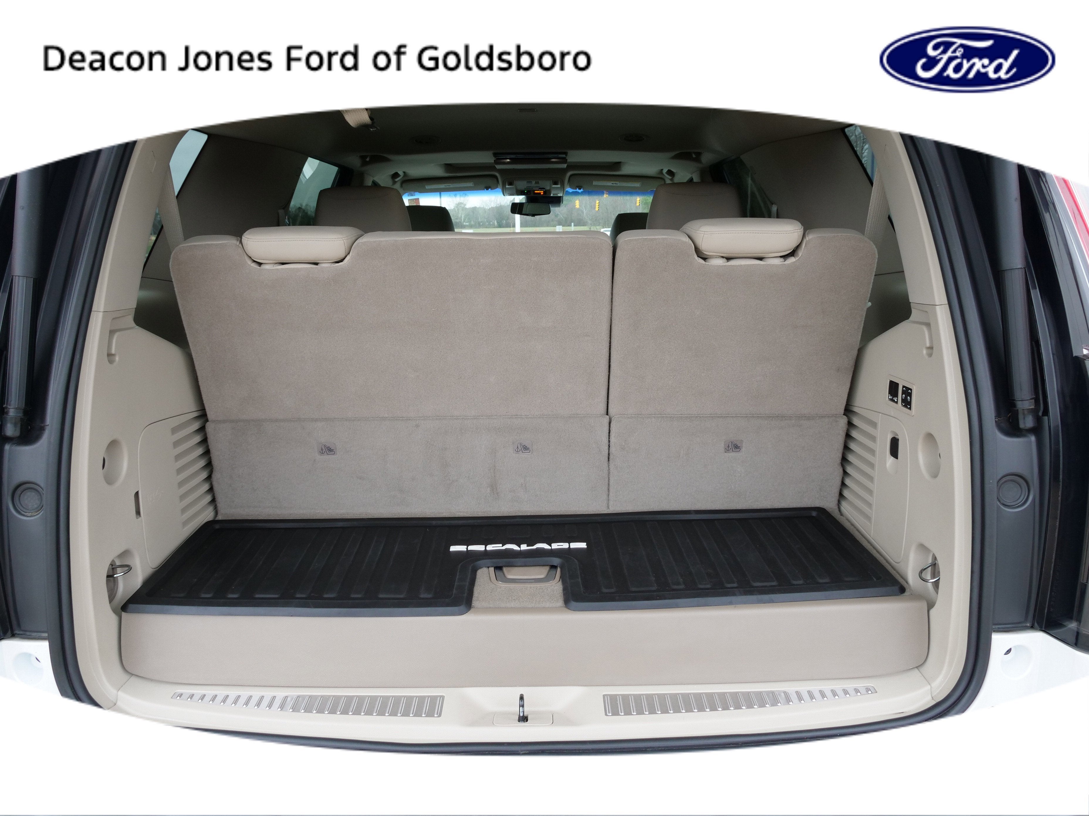 2019 Cadillac Escalade Premium Luxury