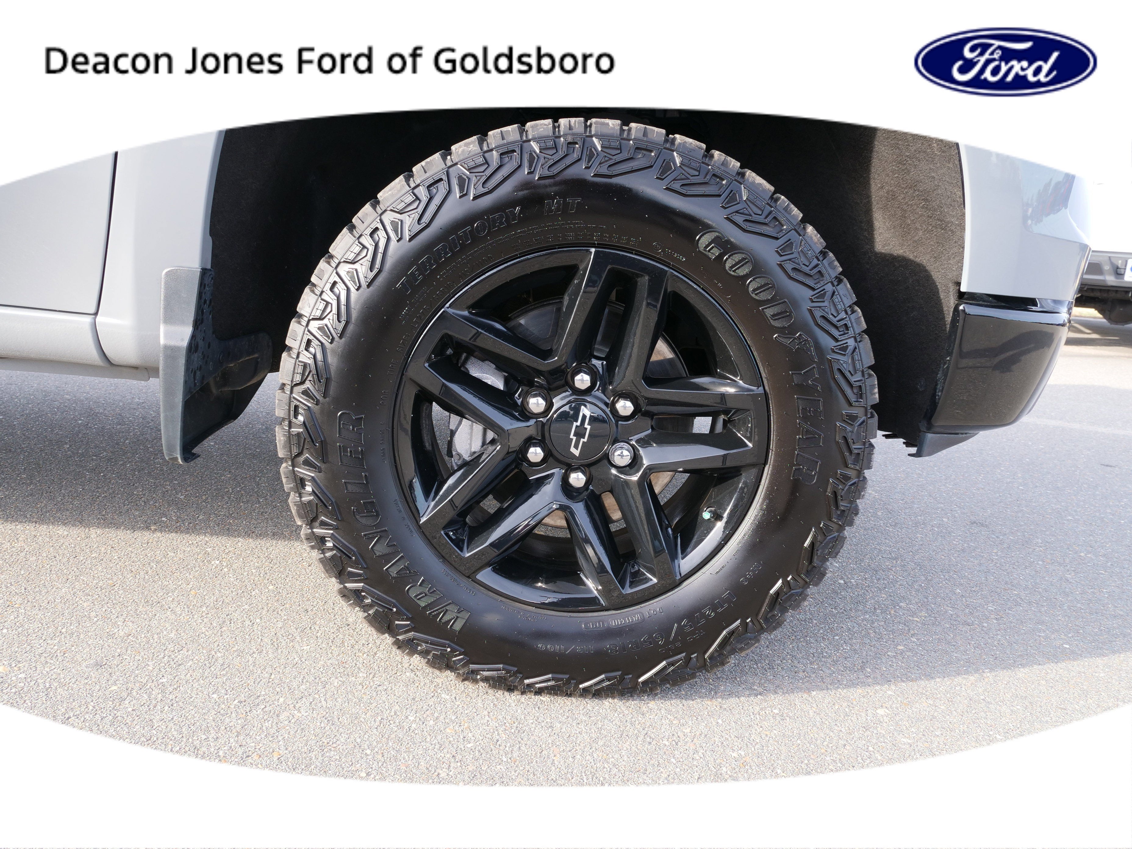 2024 Chevrolet Silverado 1500 Custom Trail Boss