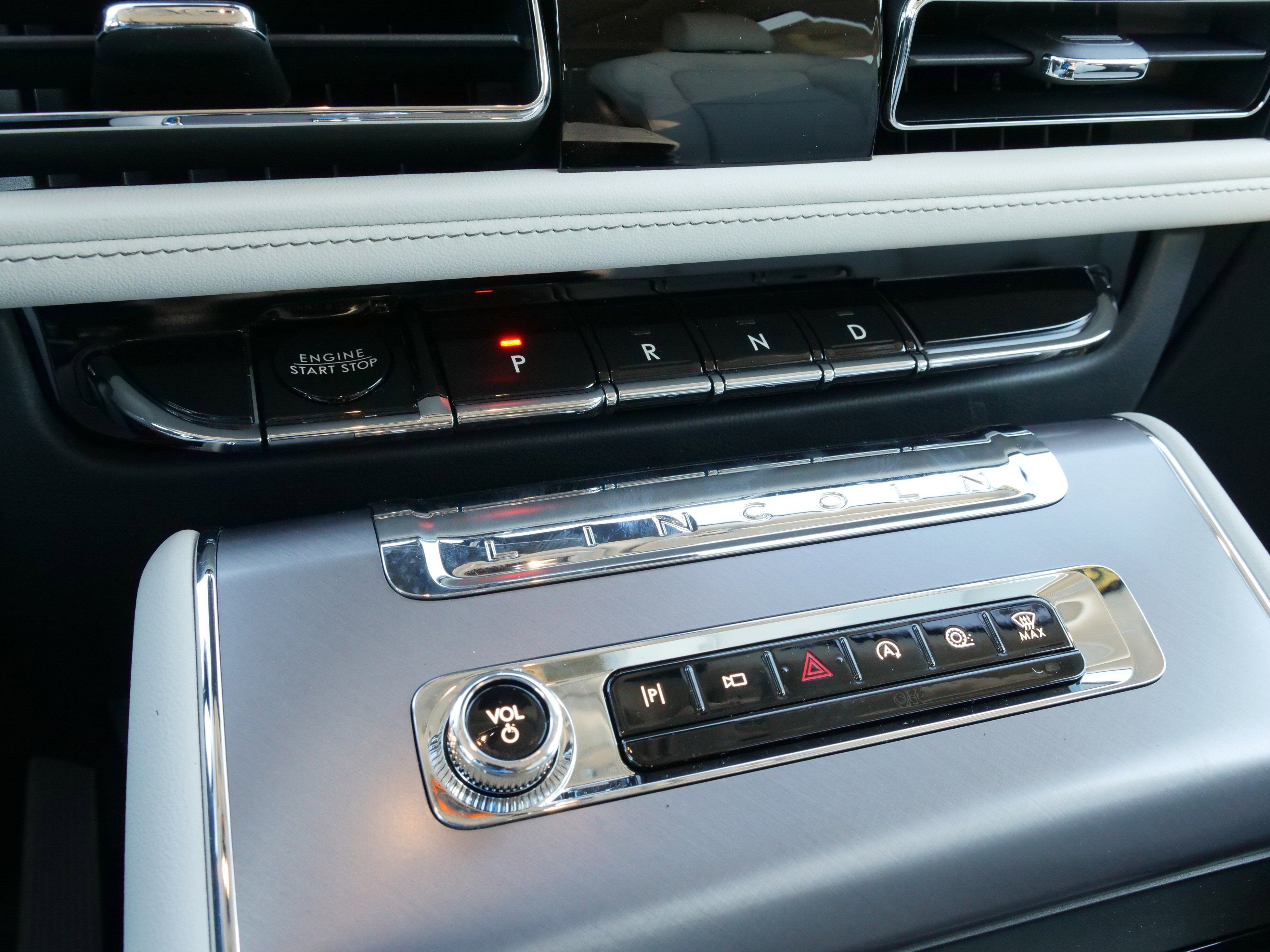 2025 Lincoln Aviator Premiere