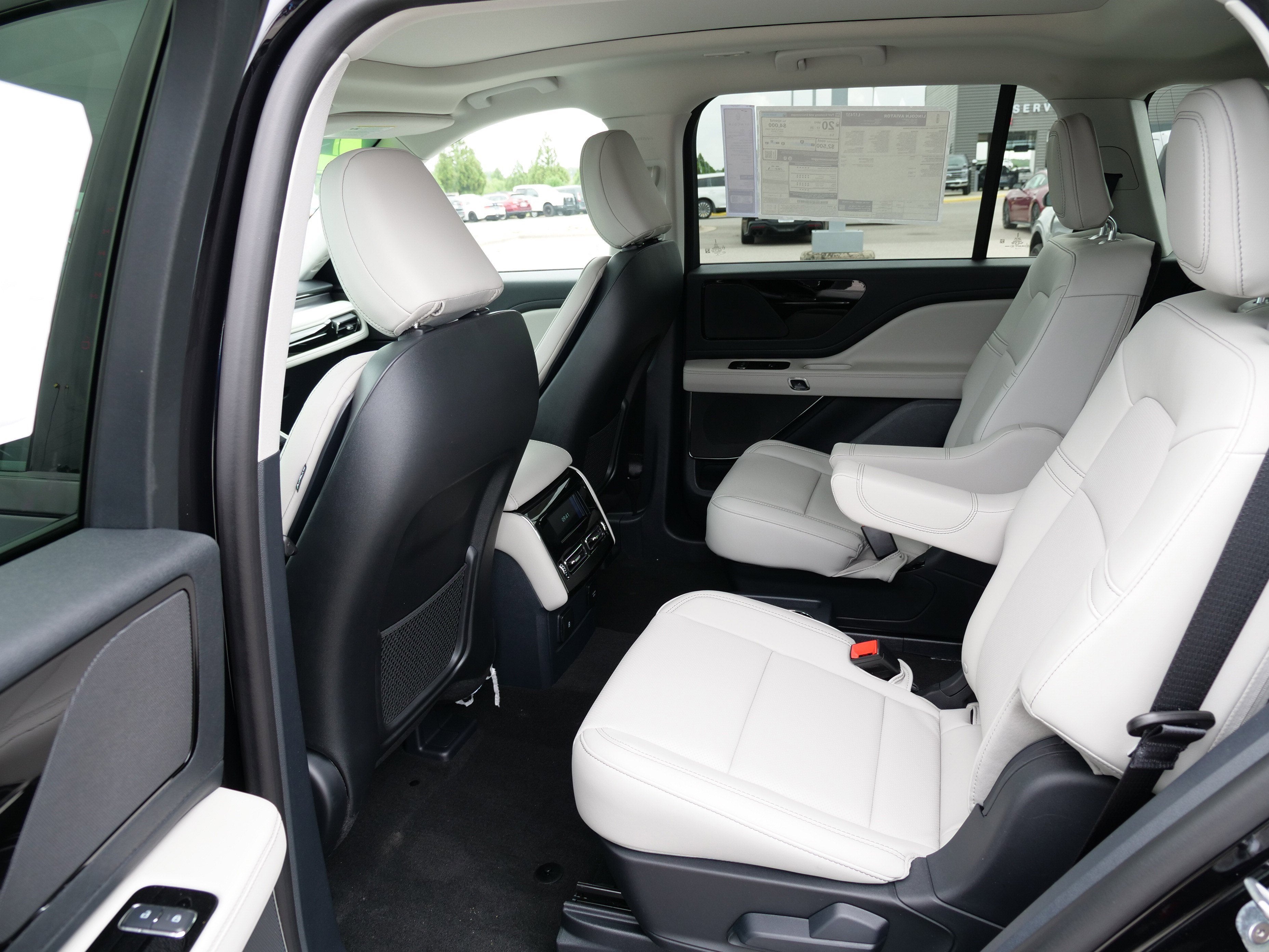 2026 Lincoln Aviator Premiere - Photo 14
