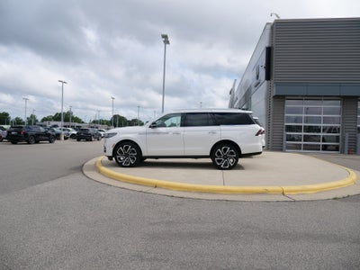2026 Lincoln Navigator Reserve