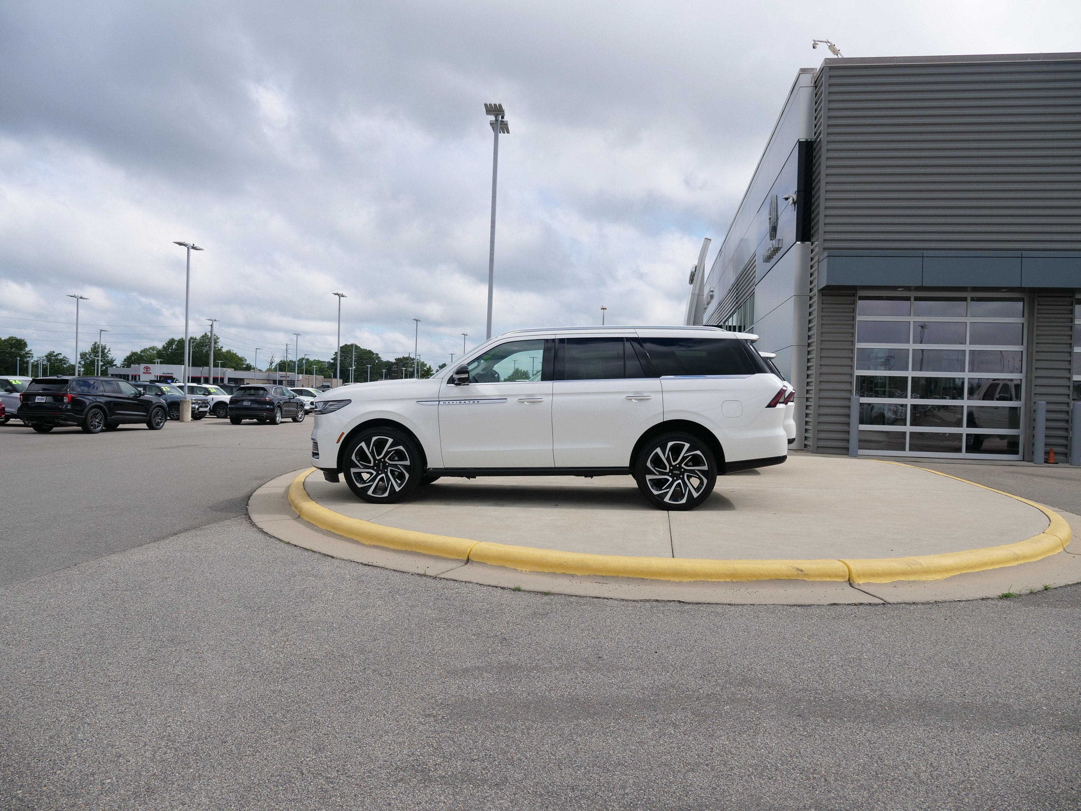 2026 Lincoln Navigator Reserve