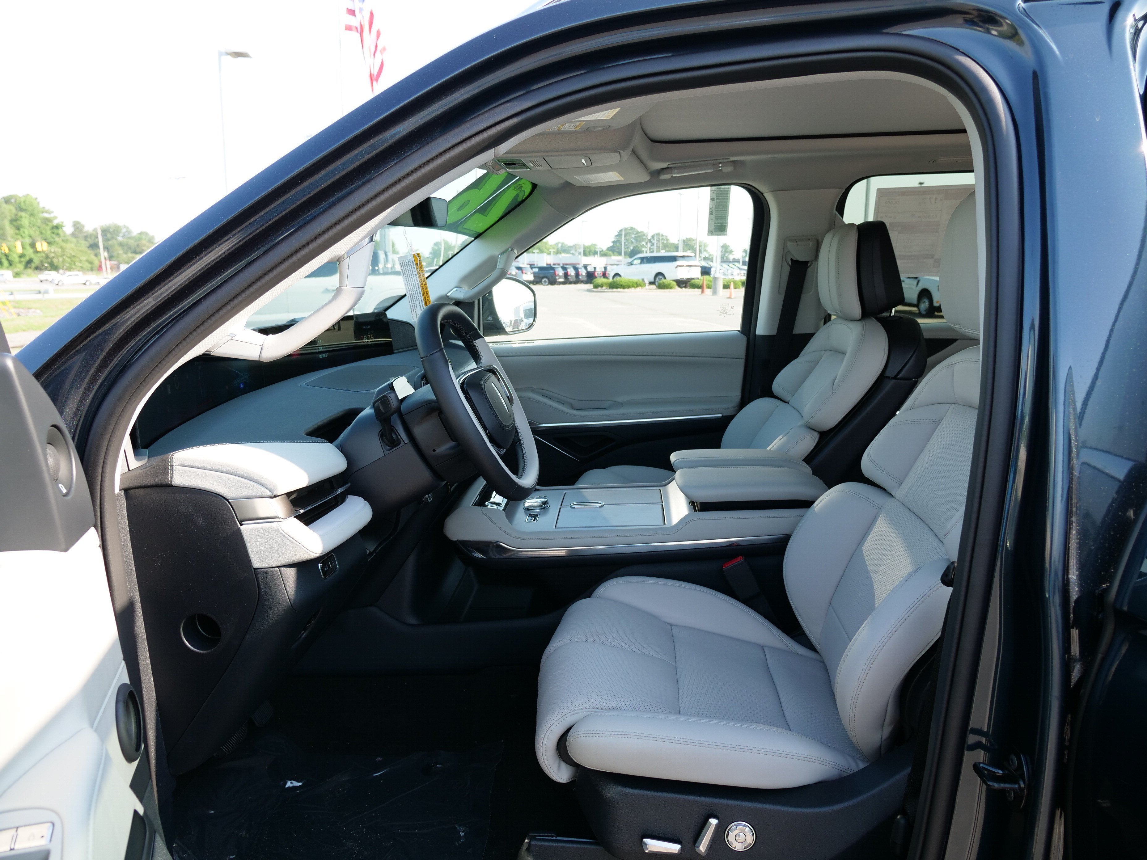 2026 Lincoln Navigator L Reserve