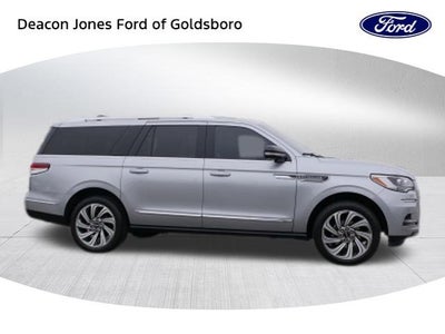2023 Lincoln Navigator L Reserve