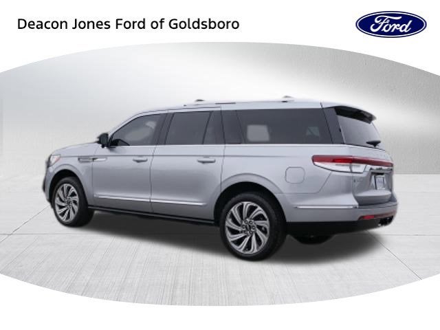 2023 Lincoln Navigator L Reserve
