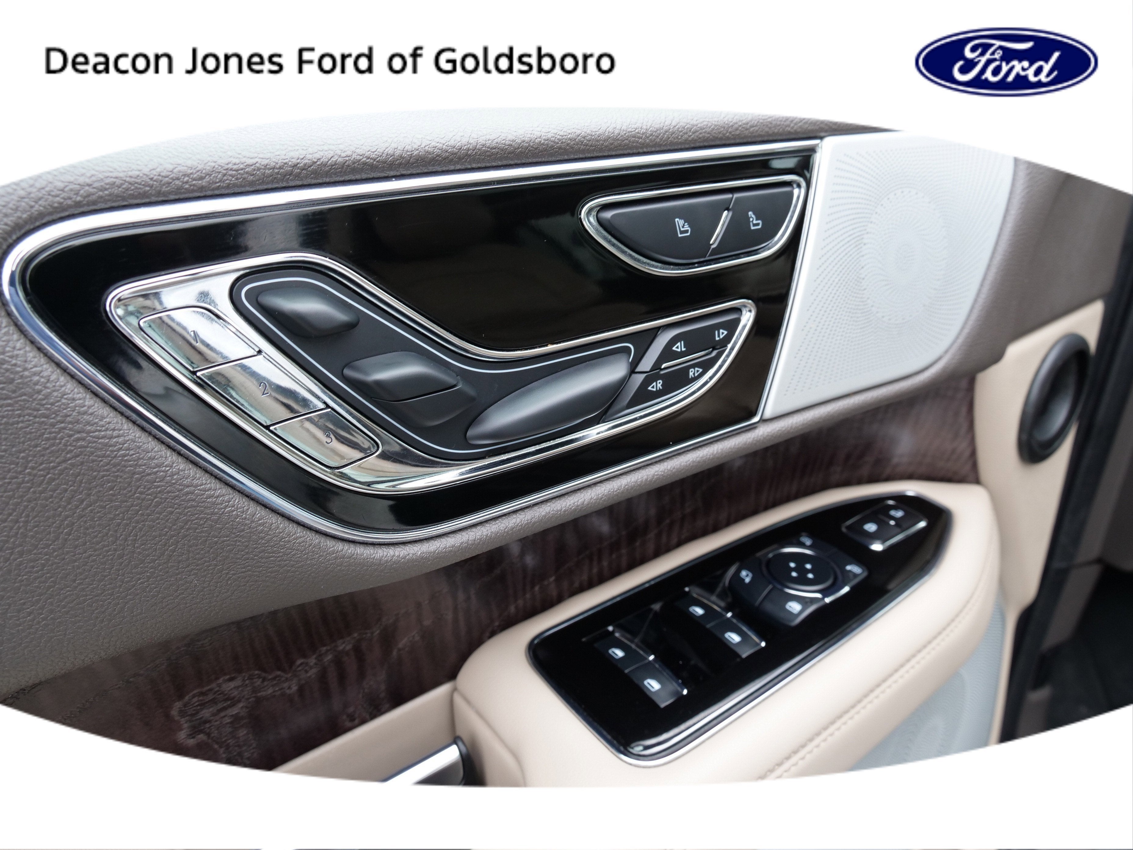 2023 Lincoln Navigator L Reserve