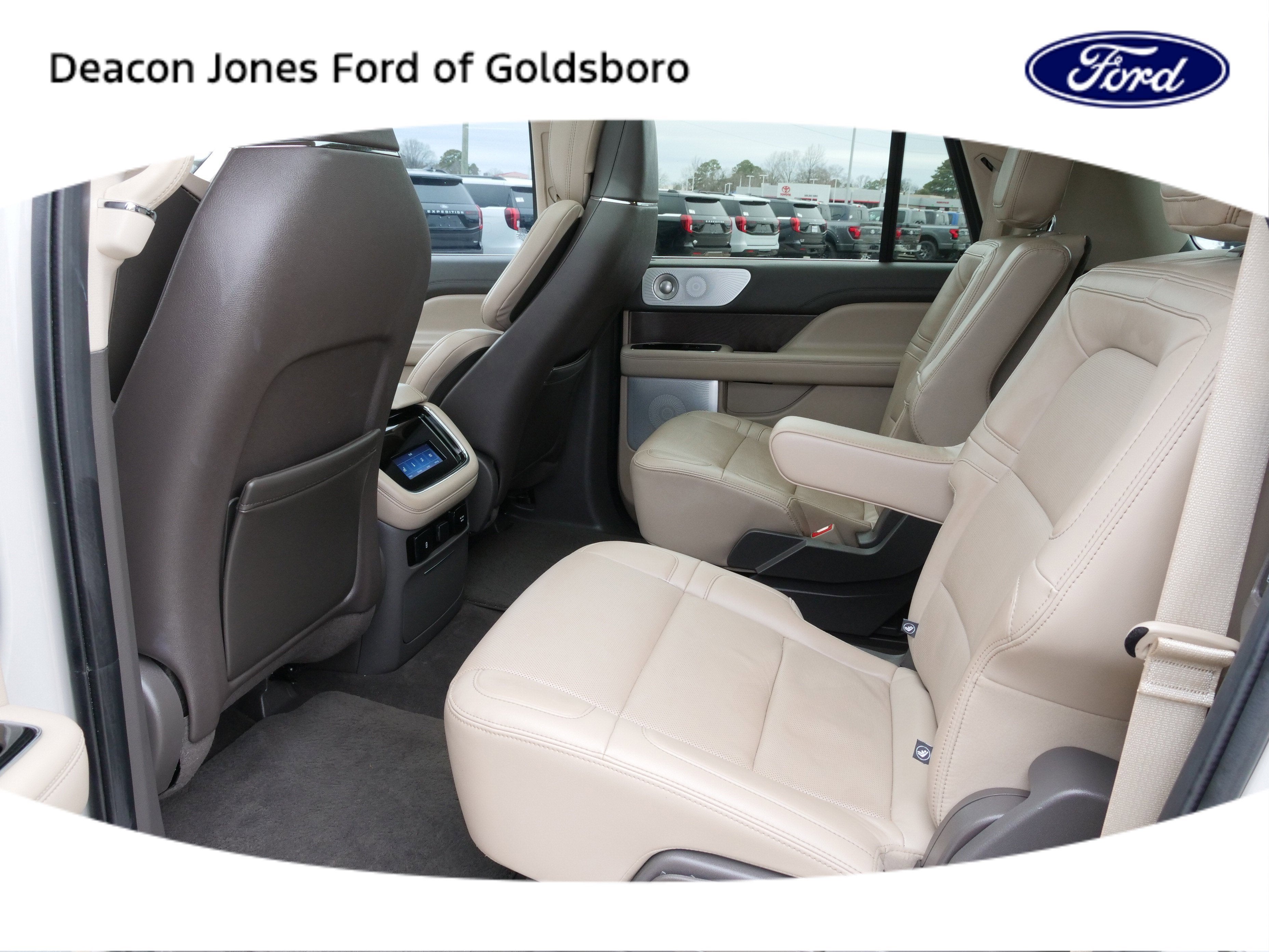 2024 Lincoln Navigator L Reserve