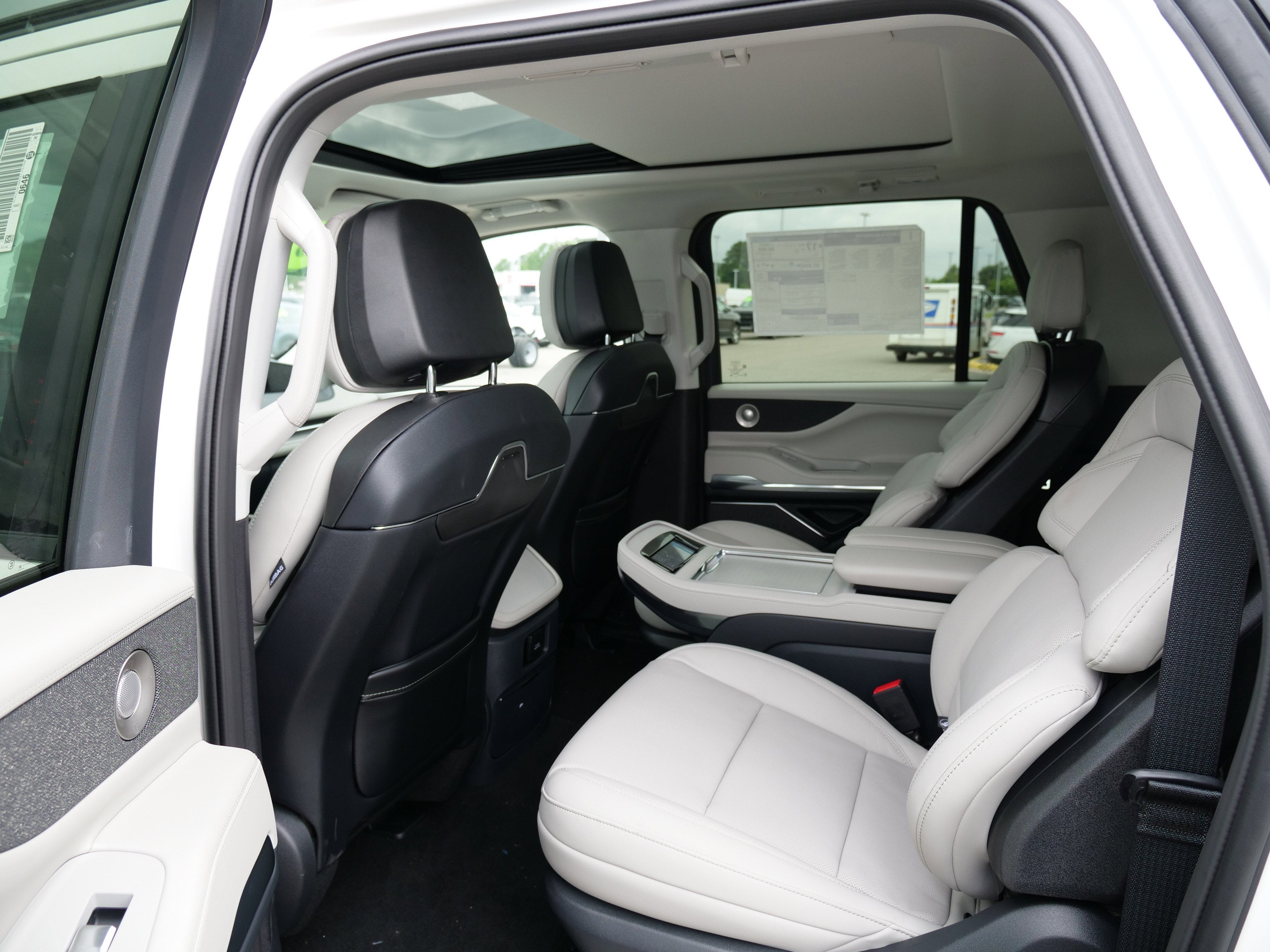 2026 Lincoln Navigator L Reserve