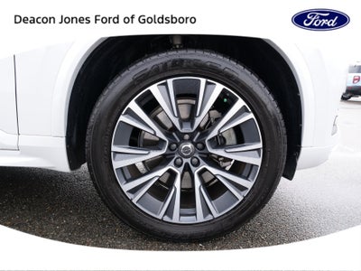 2021 Volvo XC90 Momentum