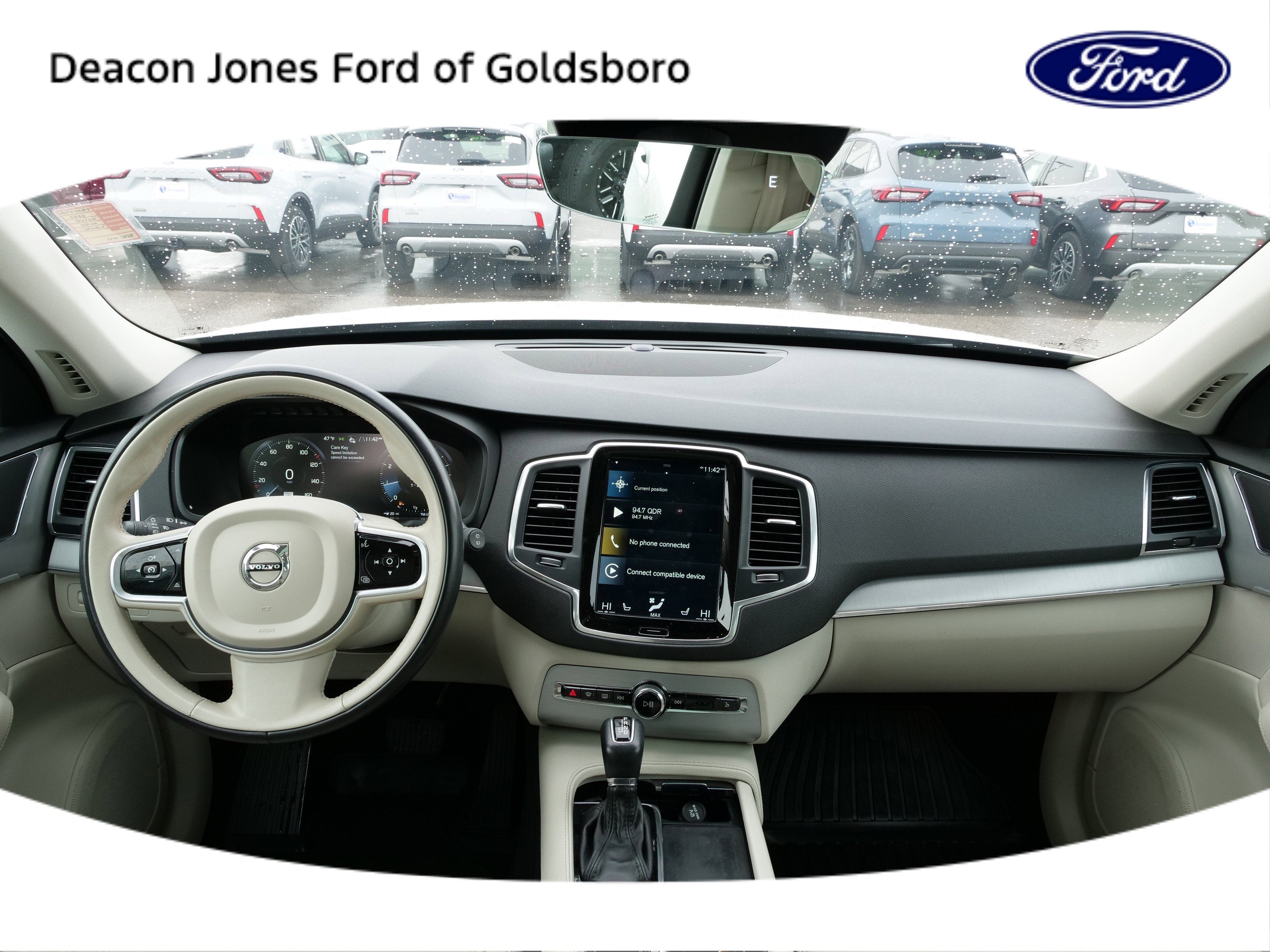 2021 Volvo XC90 Momentum