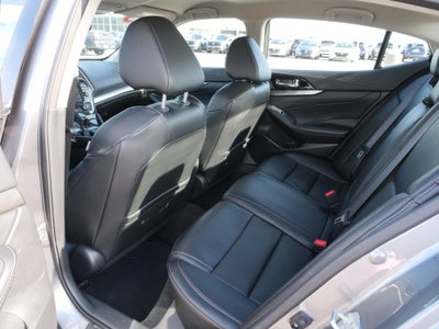 2023 Nissan Maxima SV