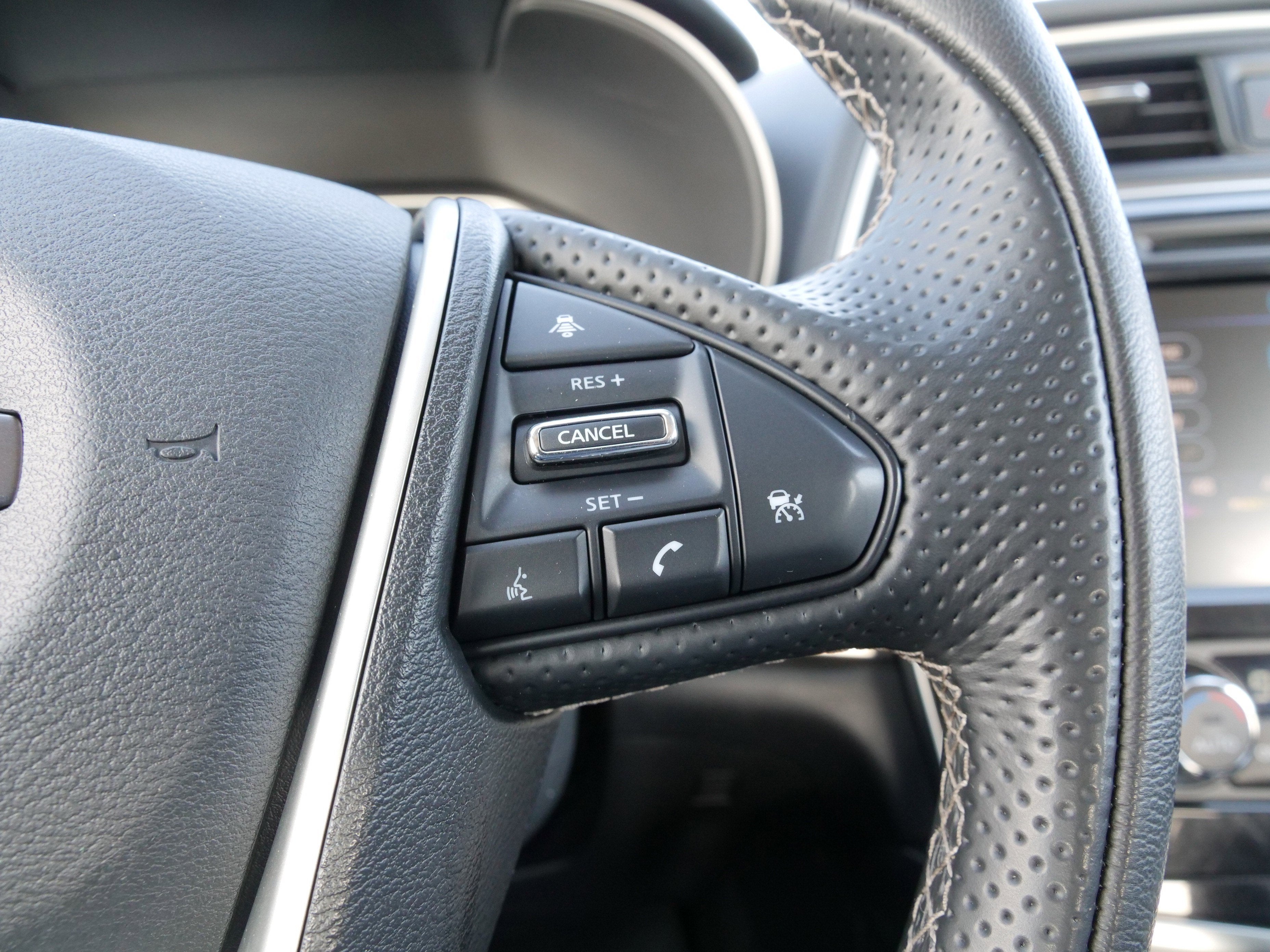 2023 Nissan Maxima SV