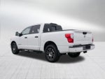 2023 Nissan Titan SV