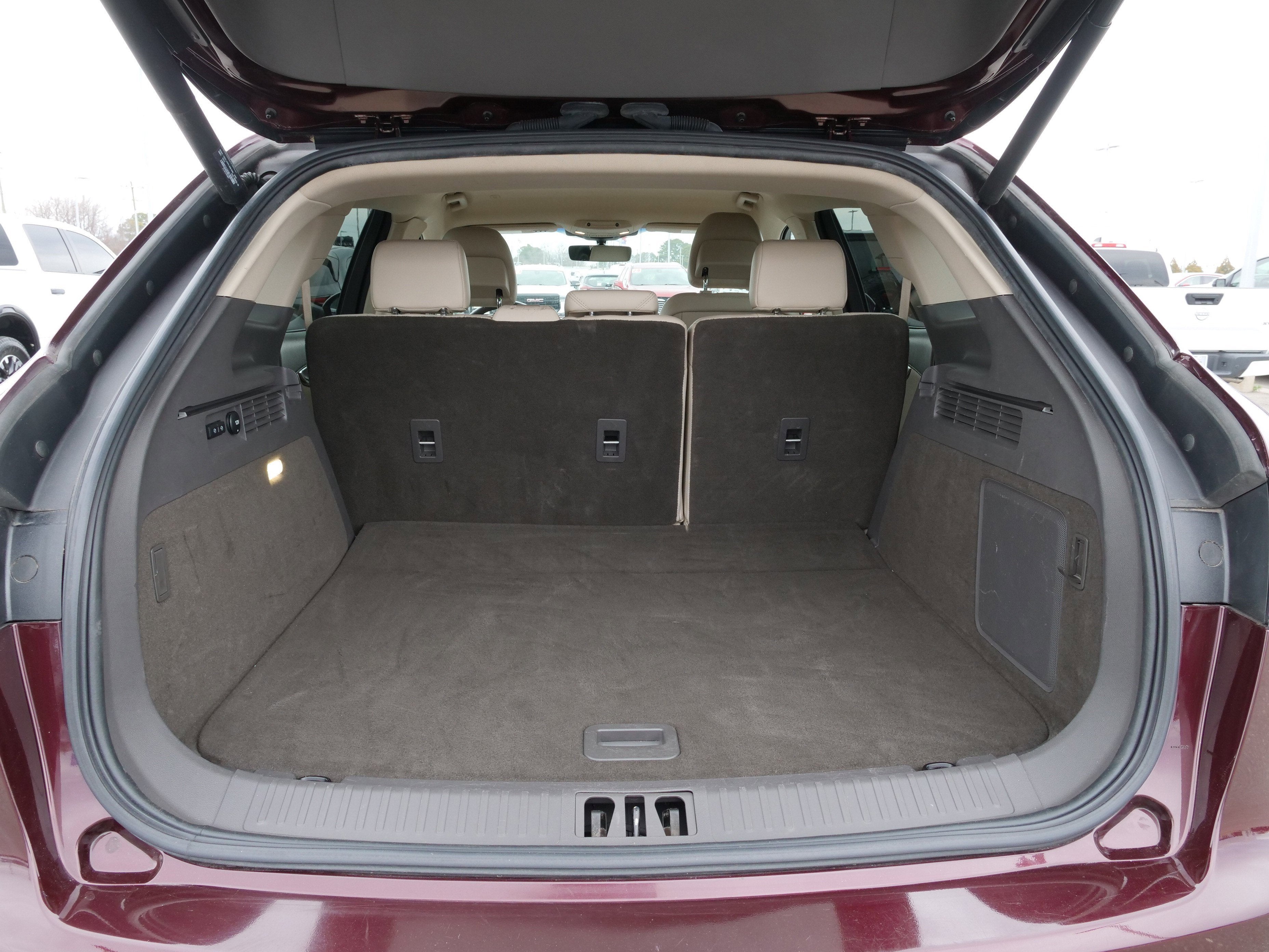 2019 Lincoln Nautilus Select