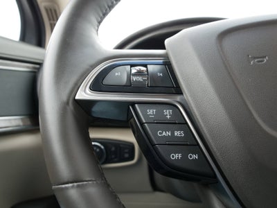 2019 Lincoln Nautilus Select