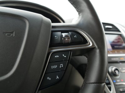 2019 Lincoln Nautilus Select