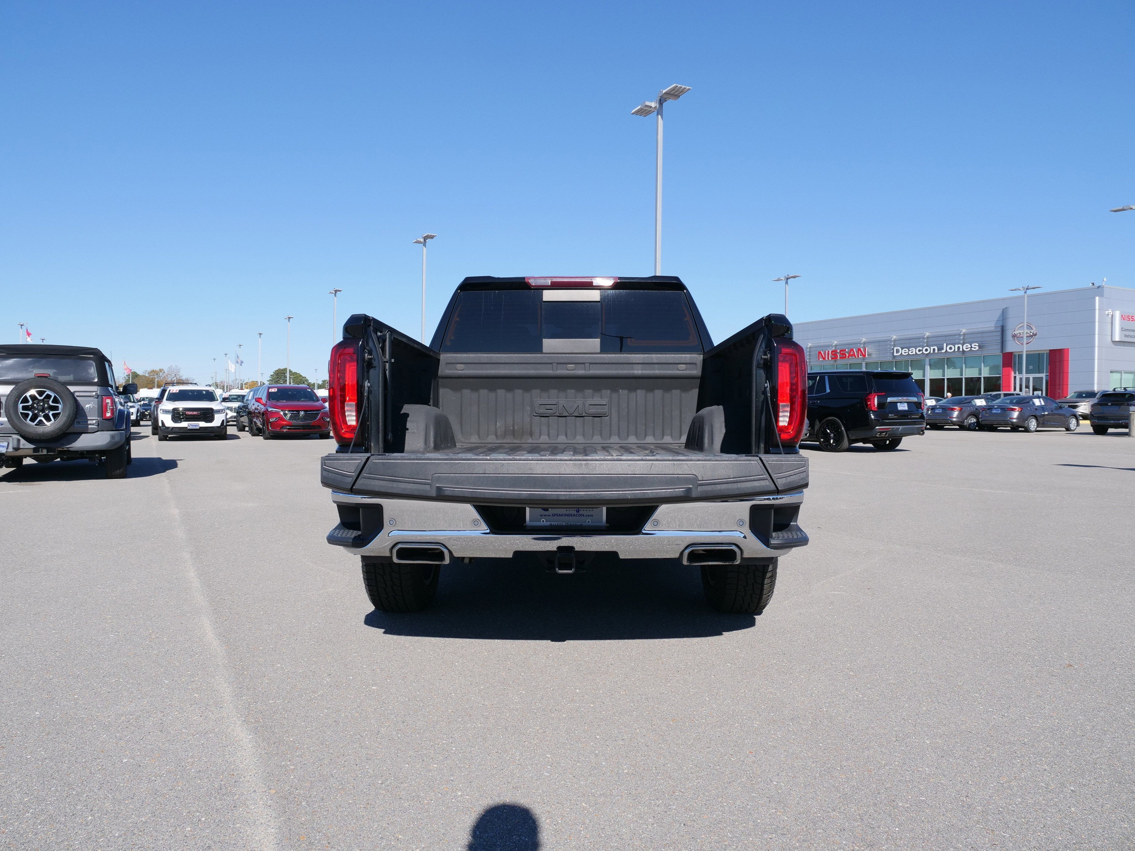 2022 GMC Sierra 1500 SLT