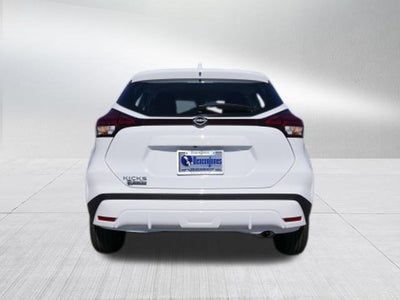 2025 Nissan Kicks Play S