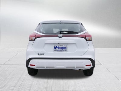 2025 Nissan Kicks Play S