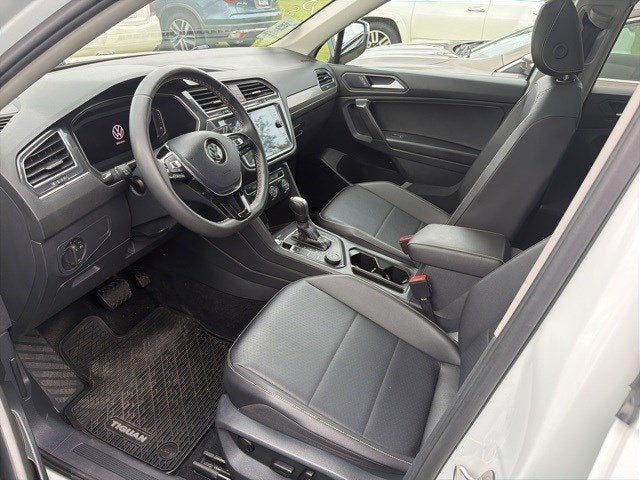 2021 Volkswagen Tiguan SE R-Line Black