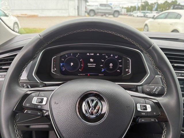 2021 Volkswagen Tiguan SE R-Line Black