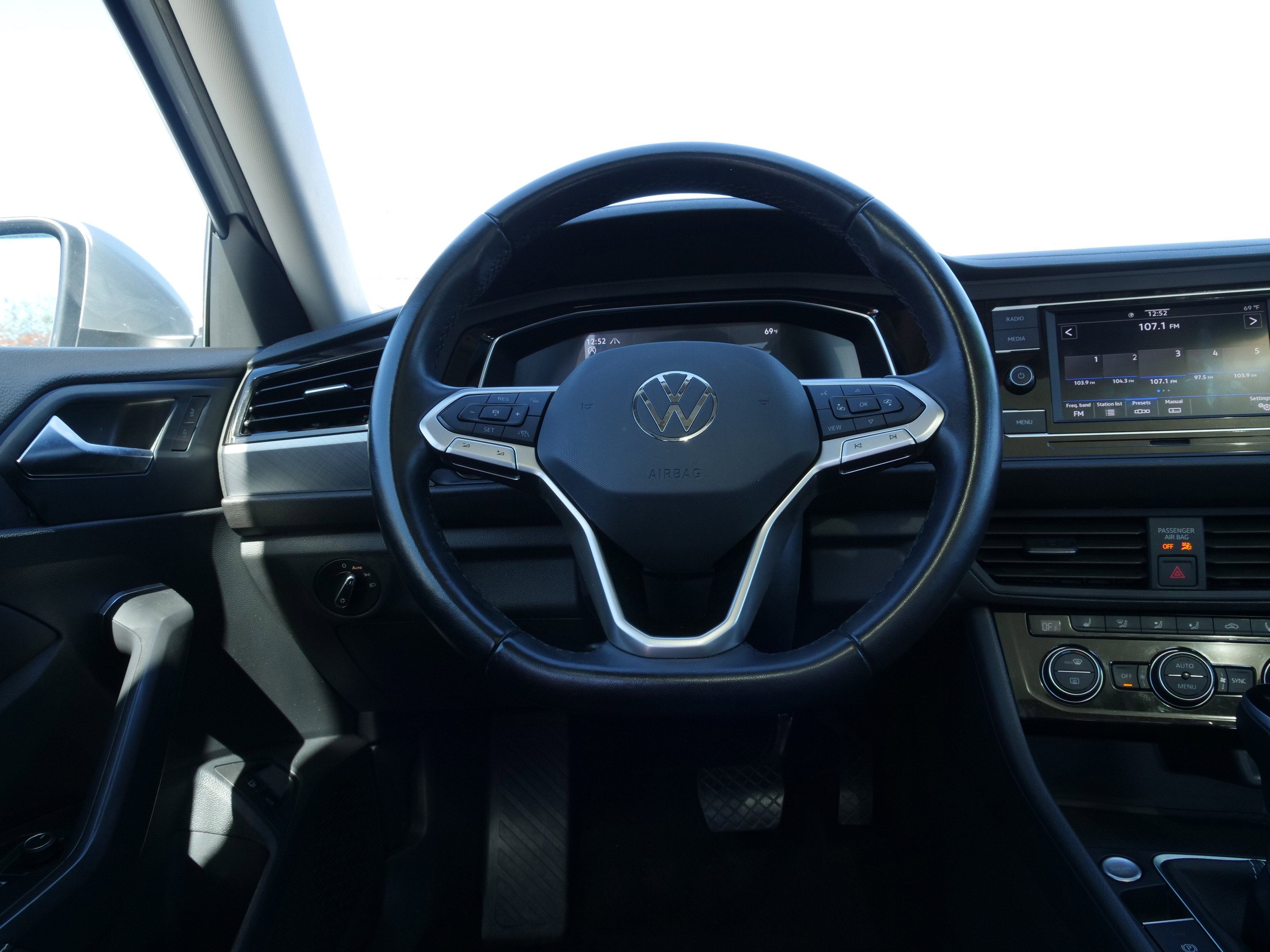 2024 Volkswagen Jetta SE