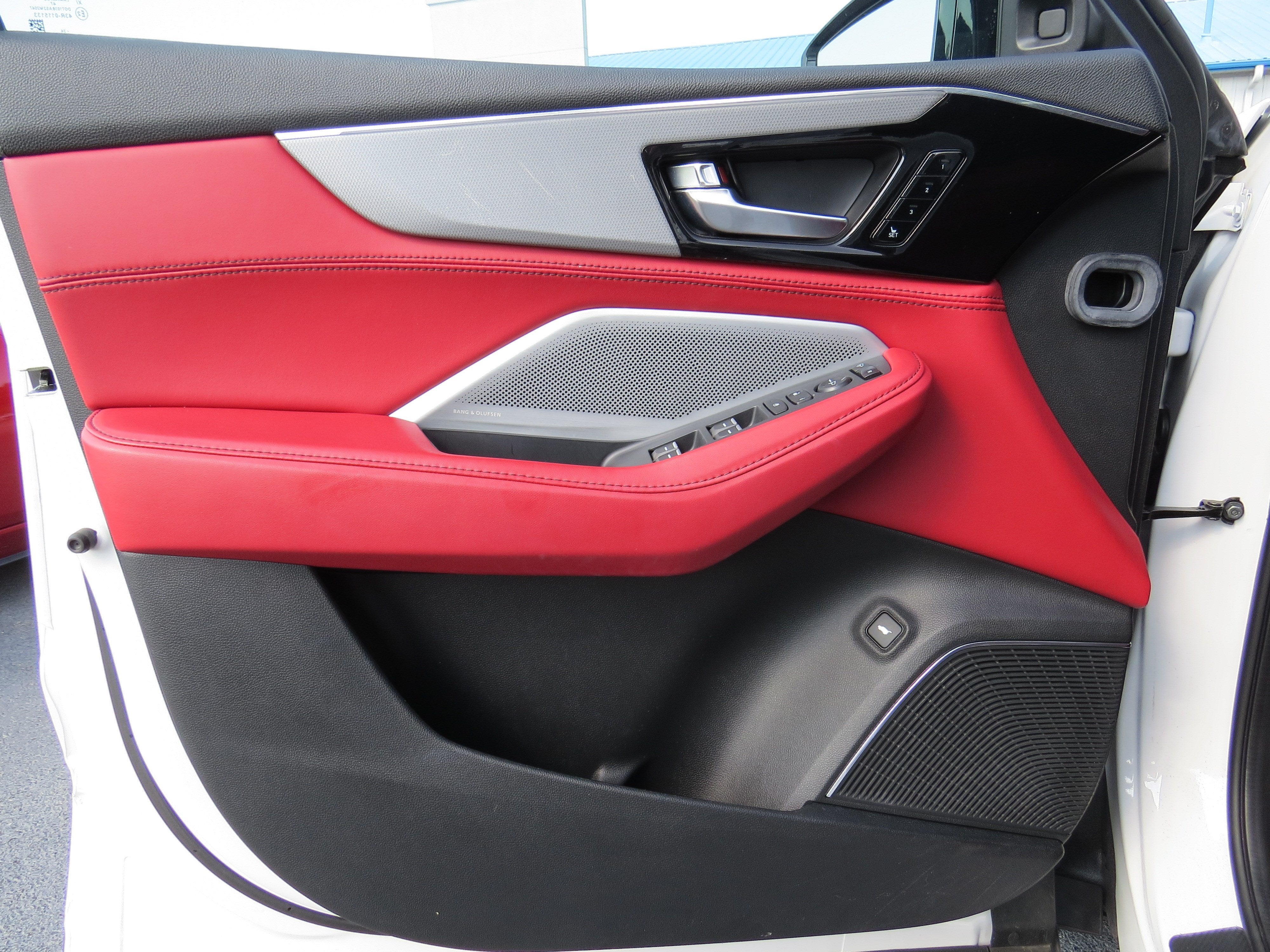 2025 Acura MDX w/A-Spec Package