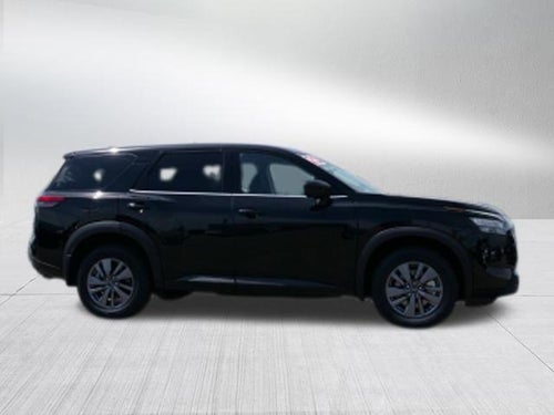 2025 Nissan Pathfinder S