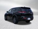 2025 Nissan Pathfinder S
