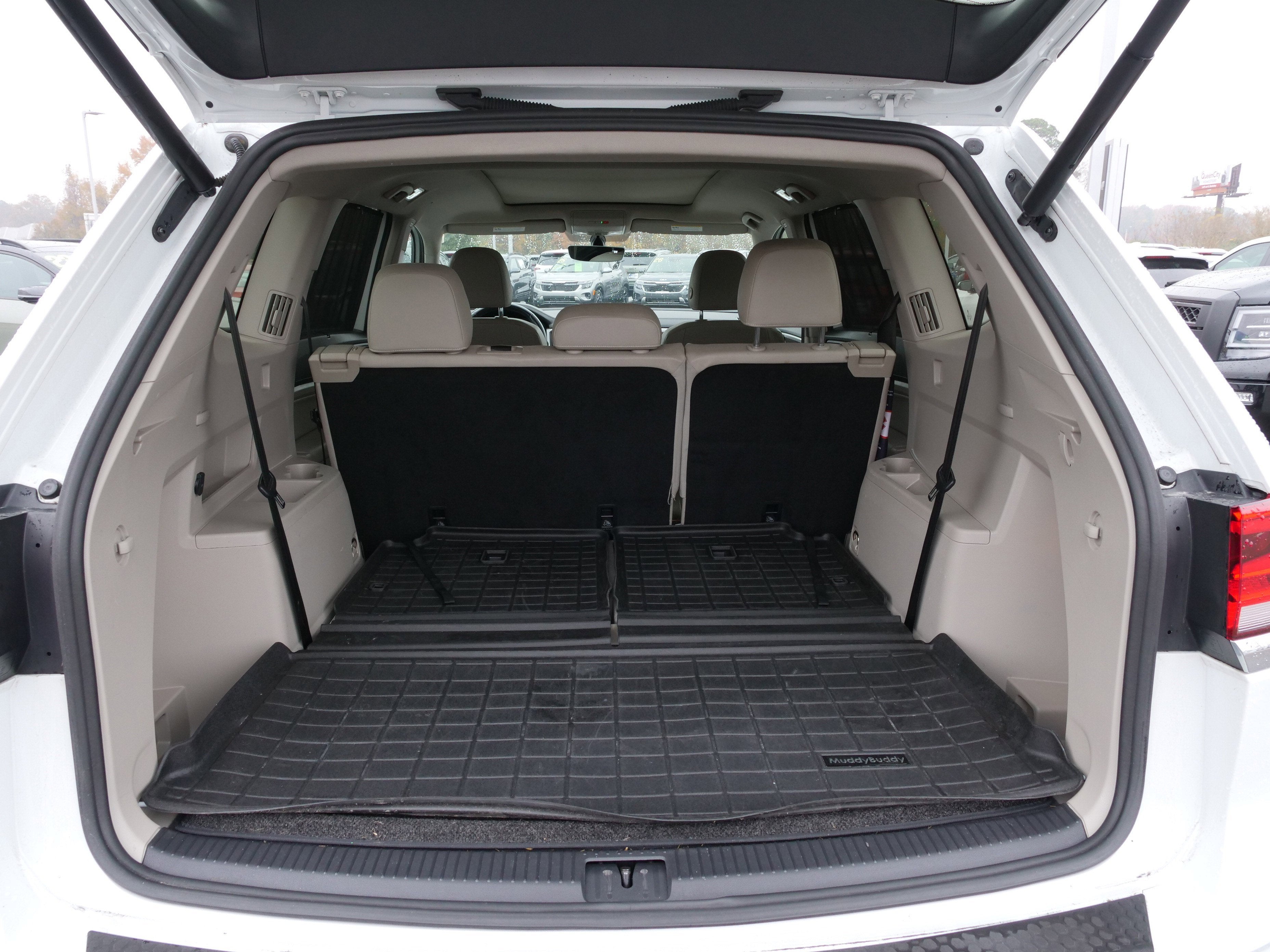 2021 Volkswagen Atlas 3.6L V6 SE w/Technology