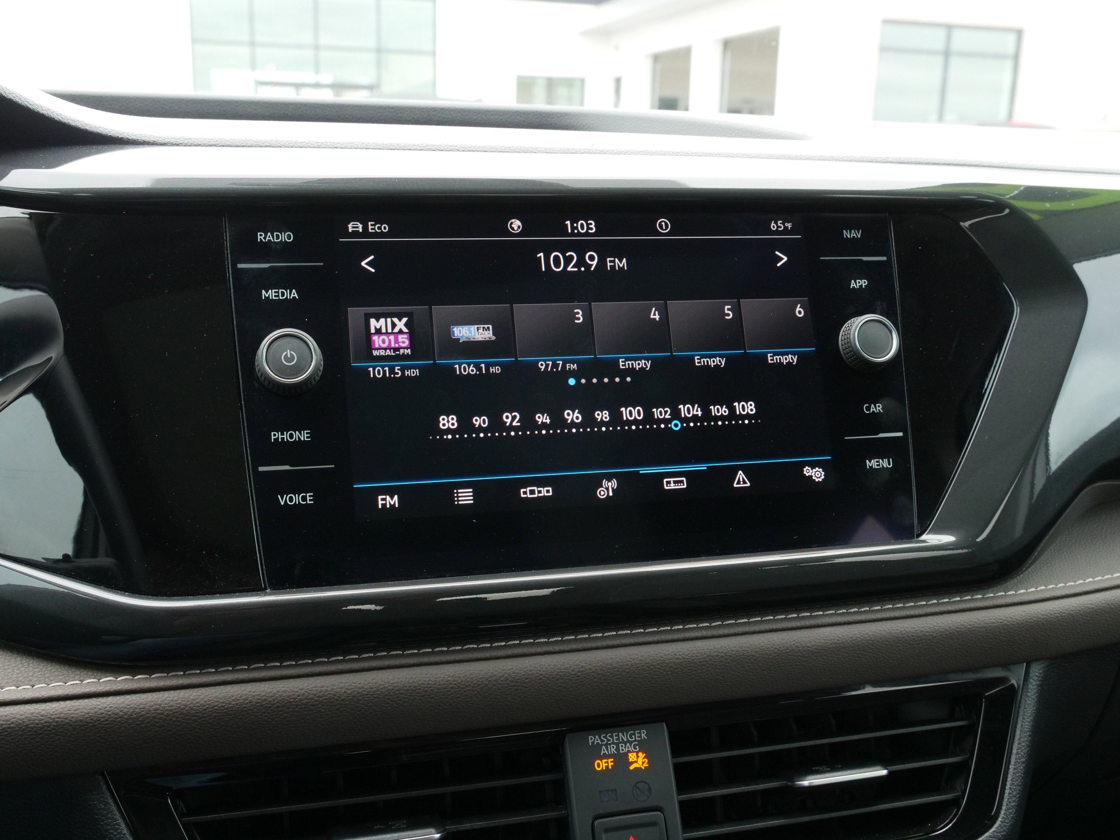 2022 Volkswagen Taos SEL