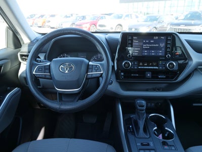 2022 Toyota Highlander L