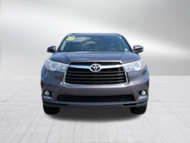 2016 Toyota Highlander Base