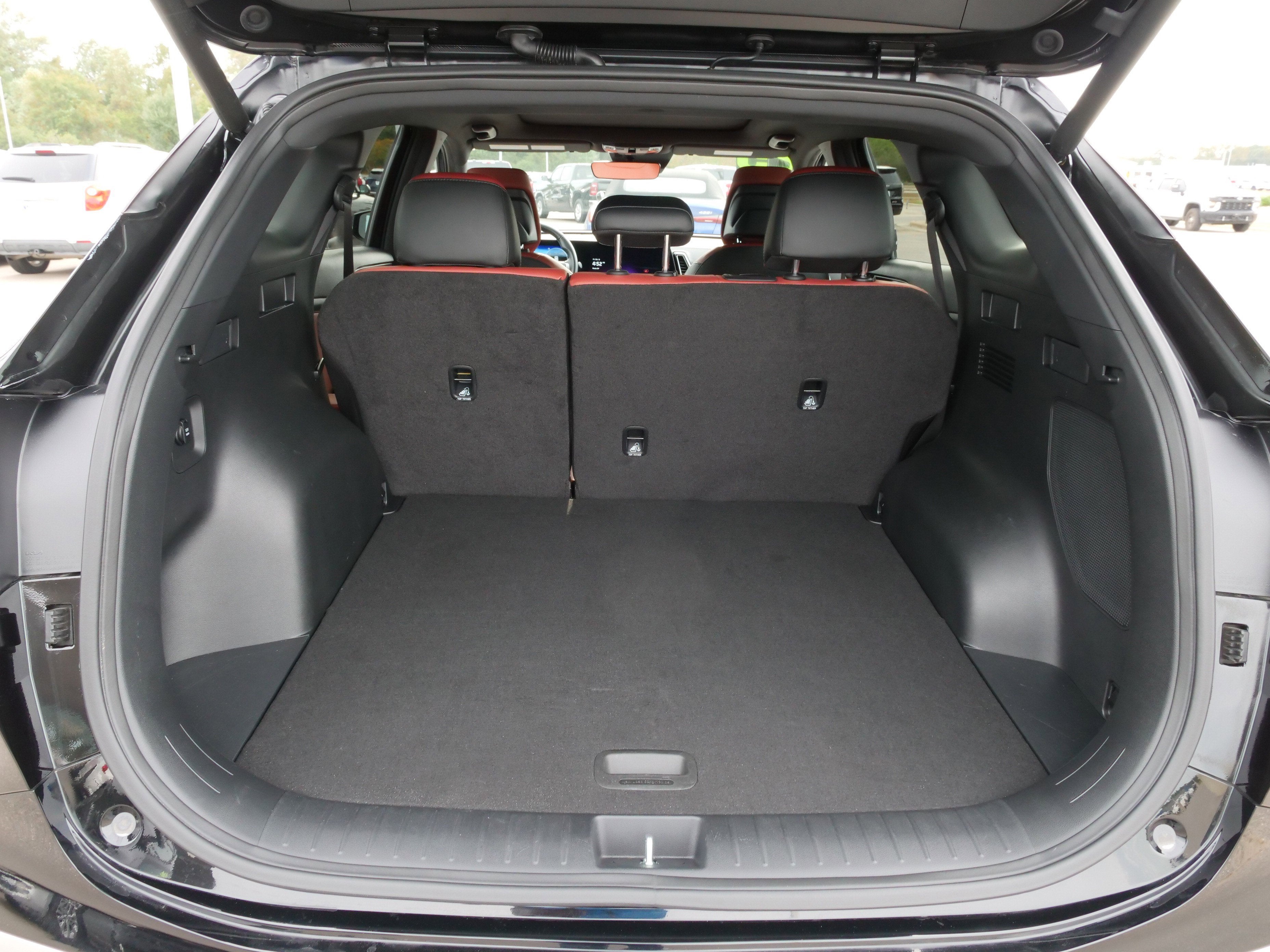 2025 Kia Sportage SX