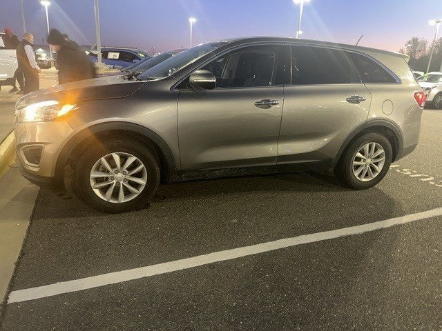2017 Kia Sorento L